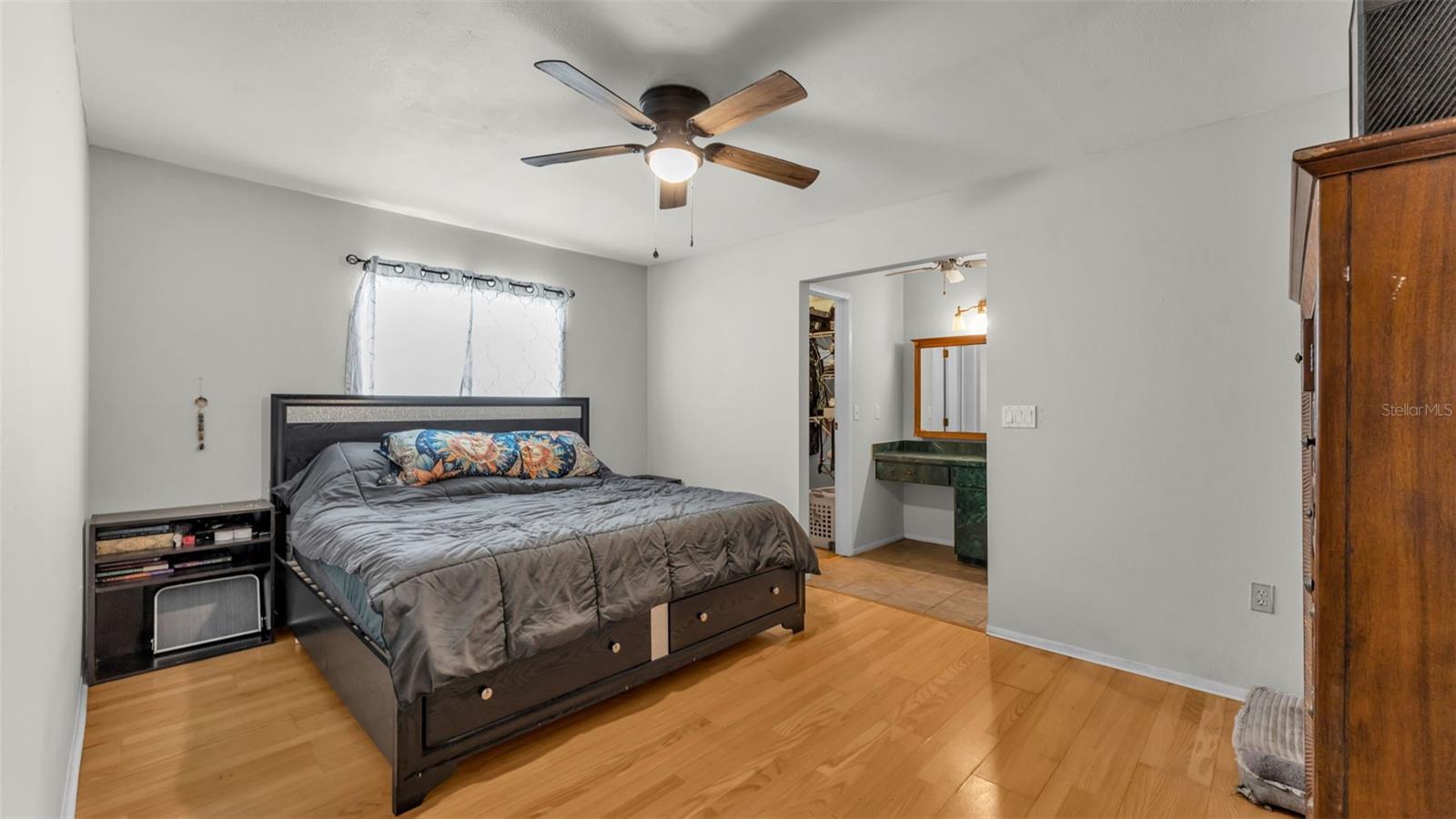 Image 17 of 36 For 7424 Highland Grove Drive