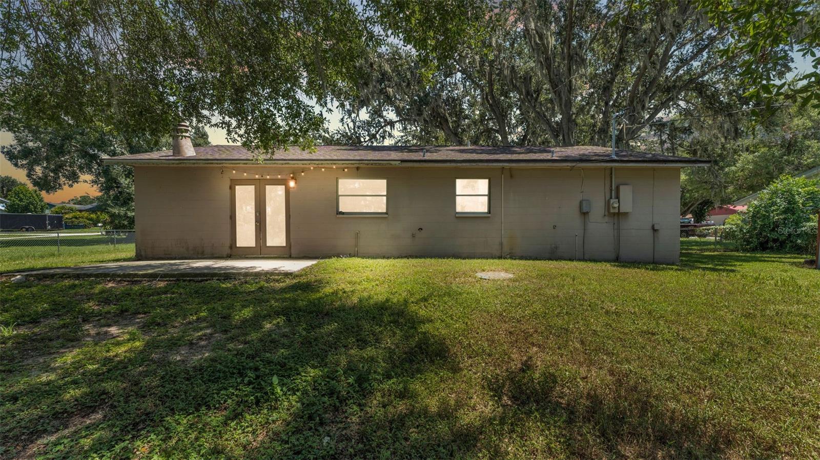 Image 26 of 36 For 7424 Highland Grove Drive