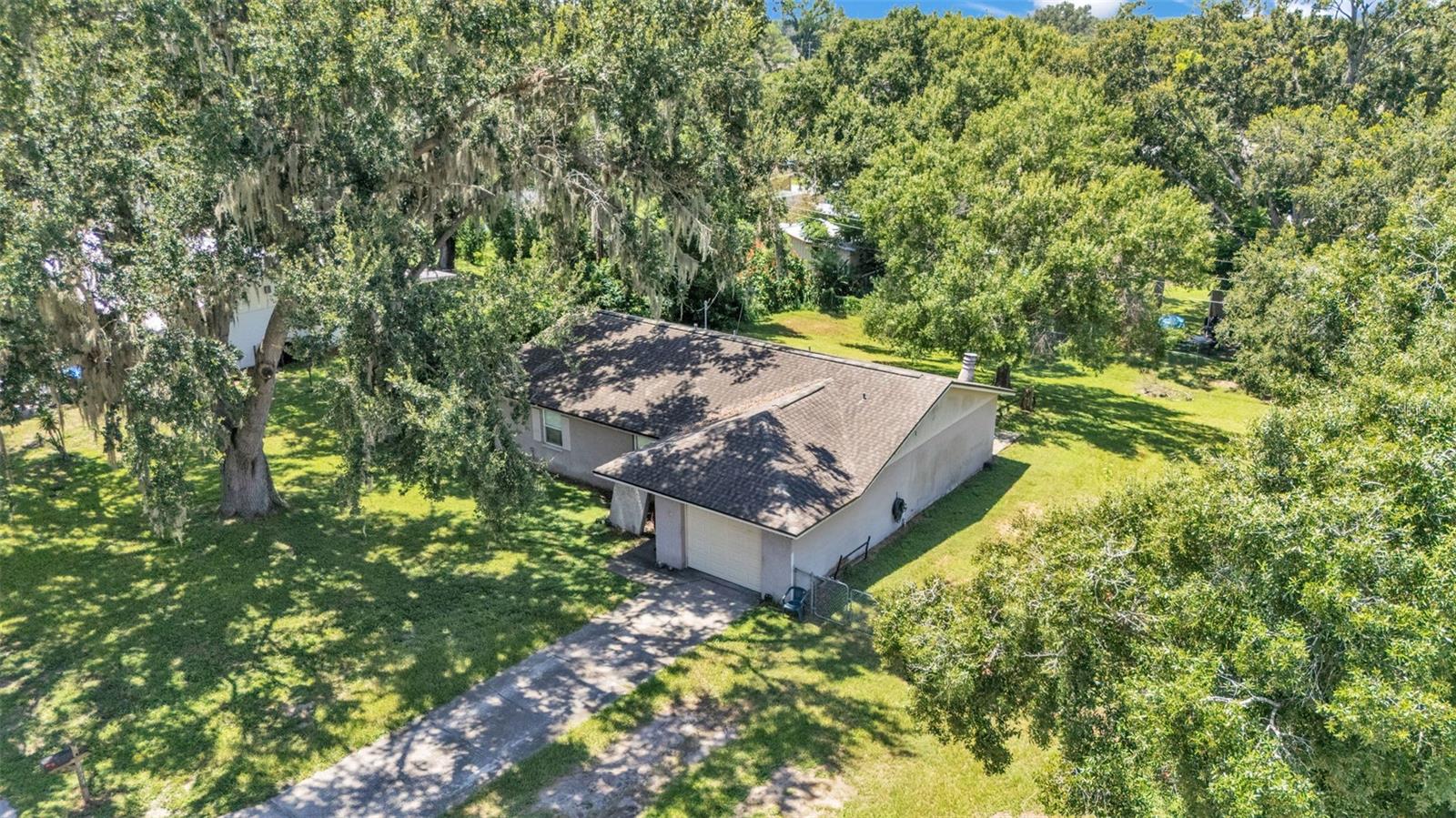 Image 31 of 36 For 7424 Highland Grove Drive