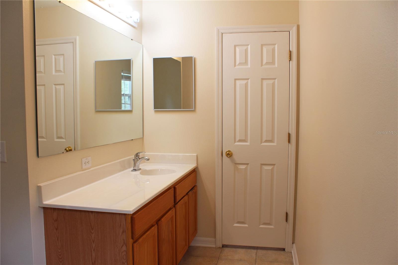 Image 22 of 45 For 8067 Settlers Creek Circle