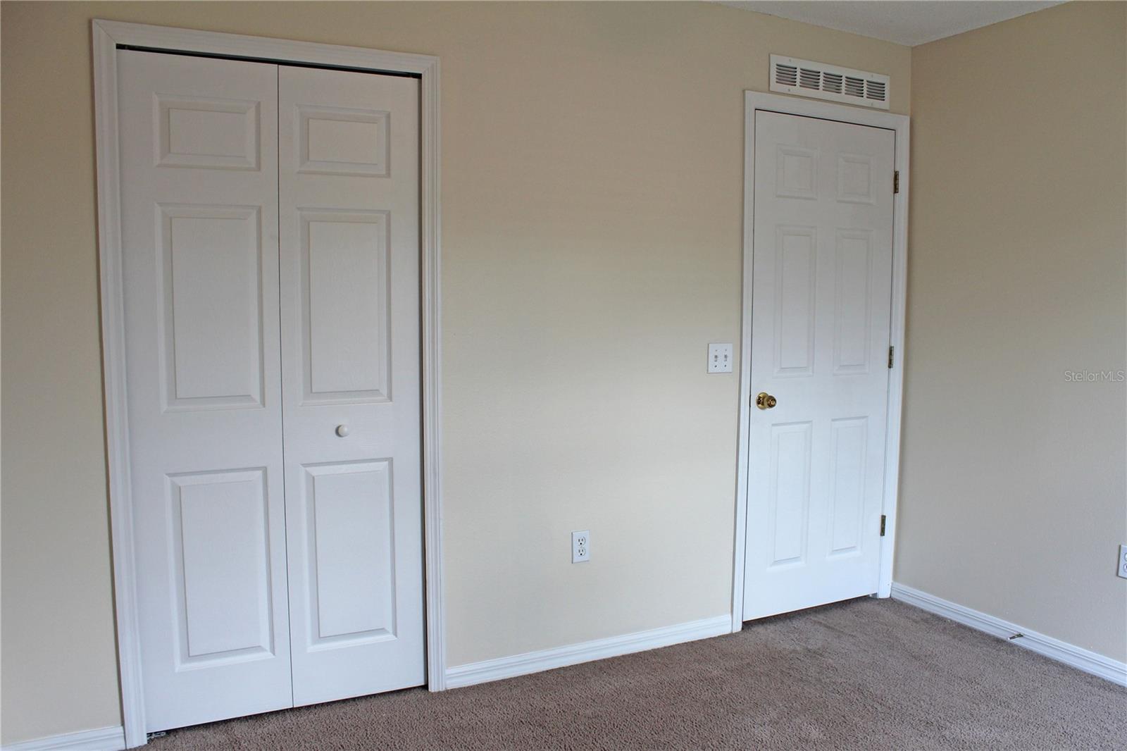 Image 30 of 45 For 8067 Settlers Creek Circle