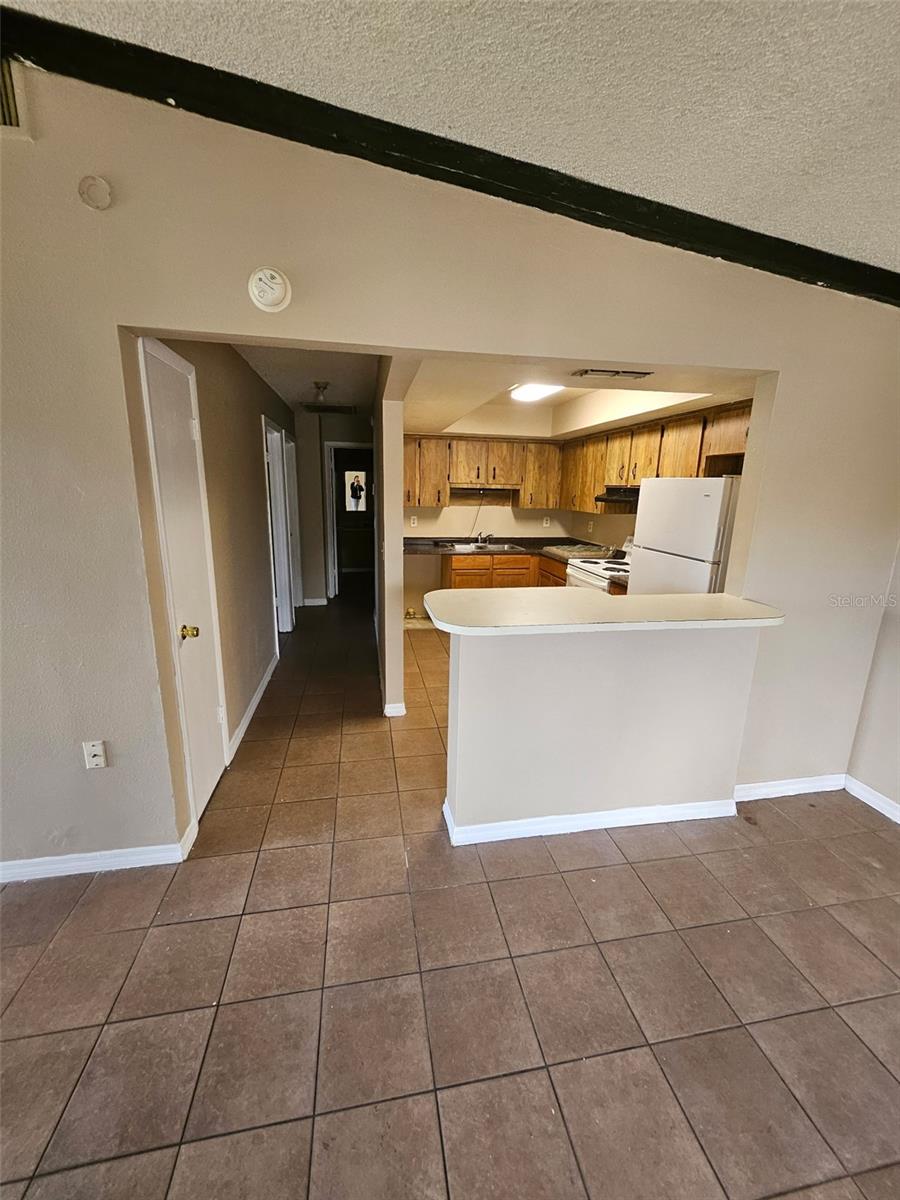 Image 3 of 13 For 4021 Saint Paul Drive