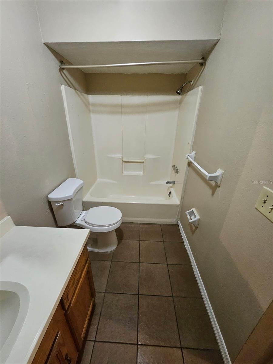 Image 8 of 13 For 4021 Saint Paul Drive