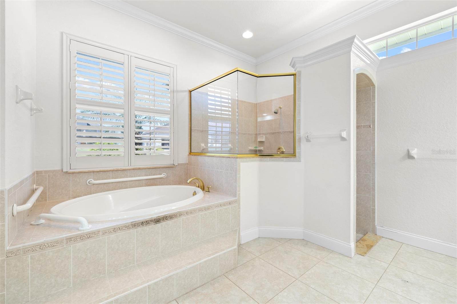 Image 14 of 40 For 6779 Huntington Hills Boulevard