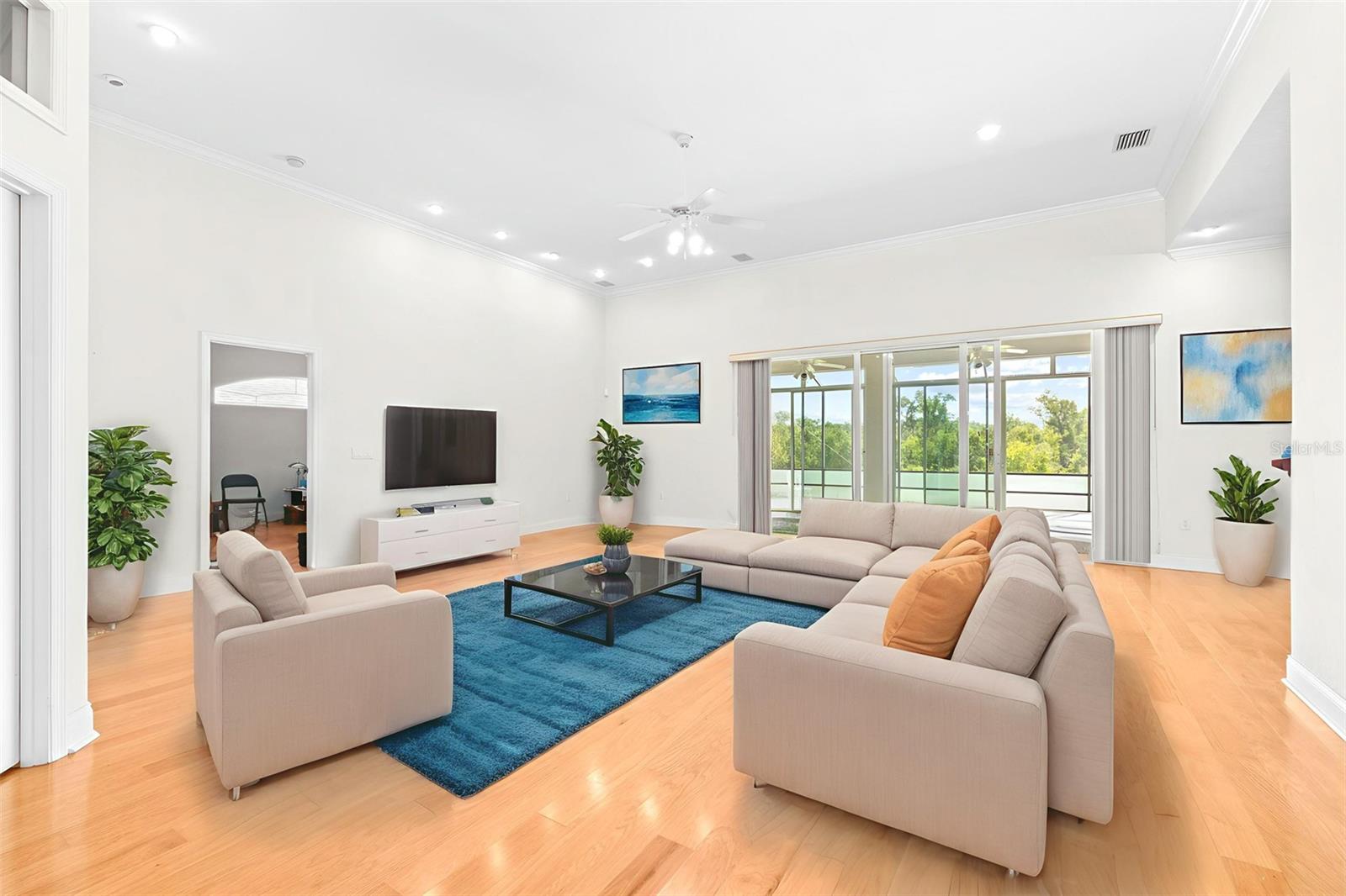 Image 2 of 40 For 6779 Huntington Hills Boulevard