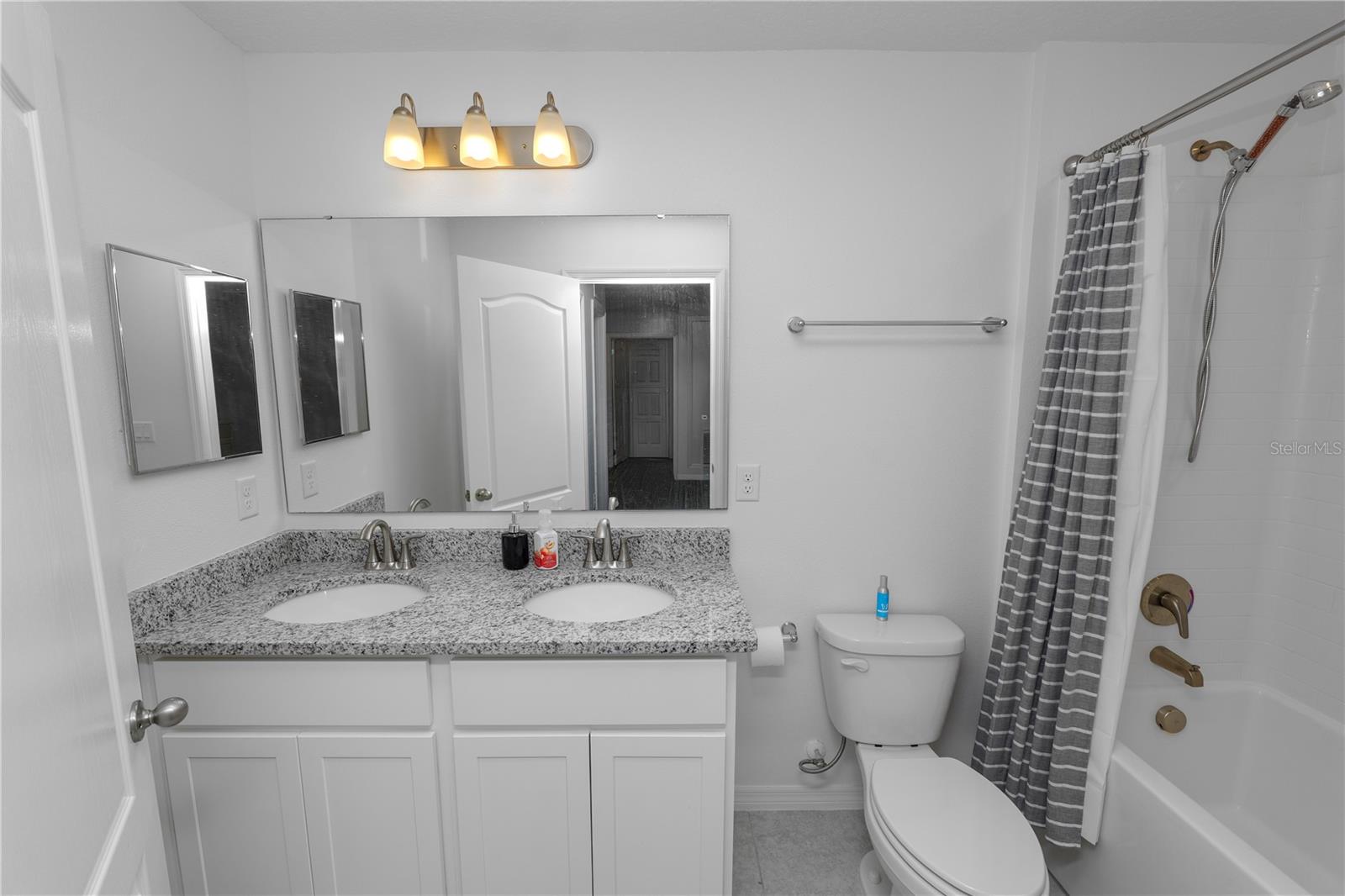 Image 33 of 57 For 871 Fillmore Court