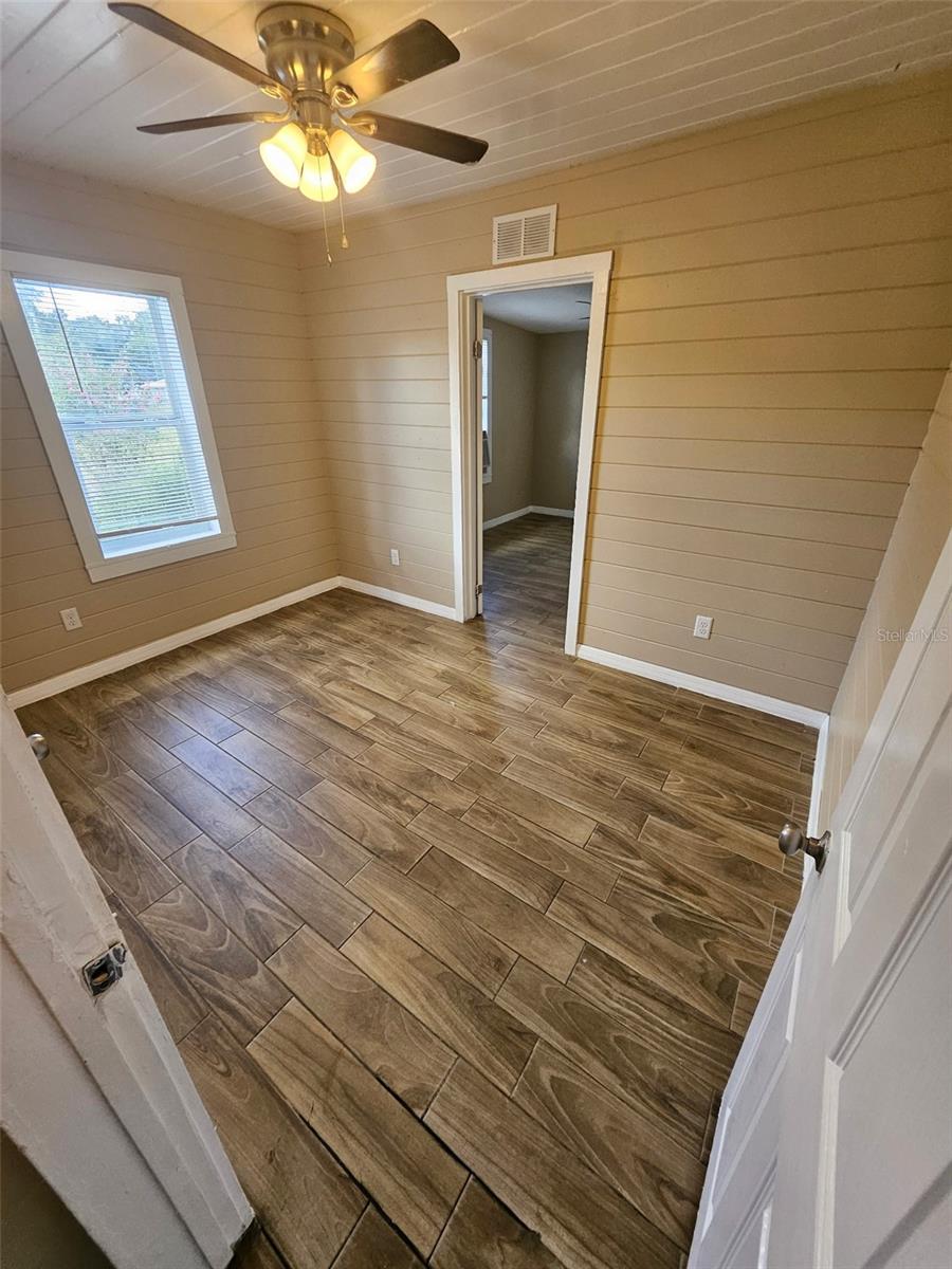 Image 5 of 16 For 3521 Avenue R Nw