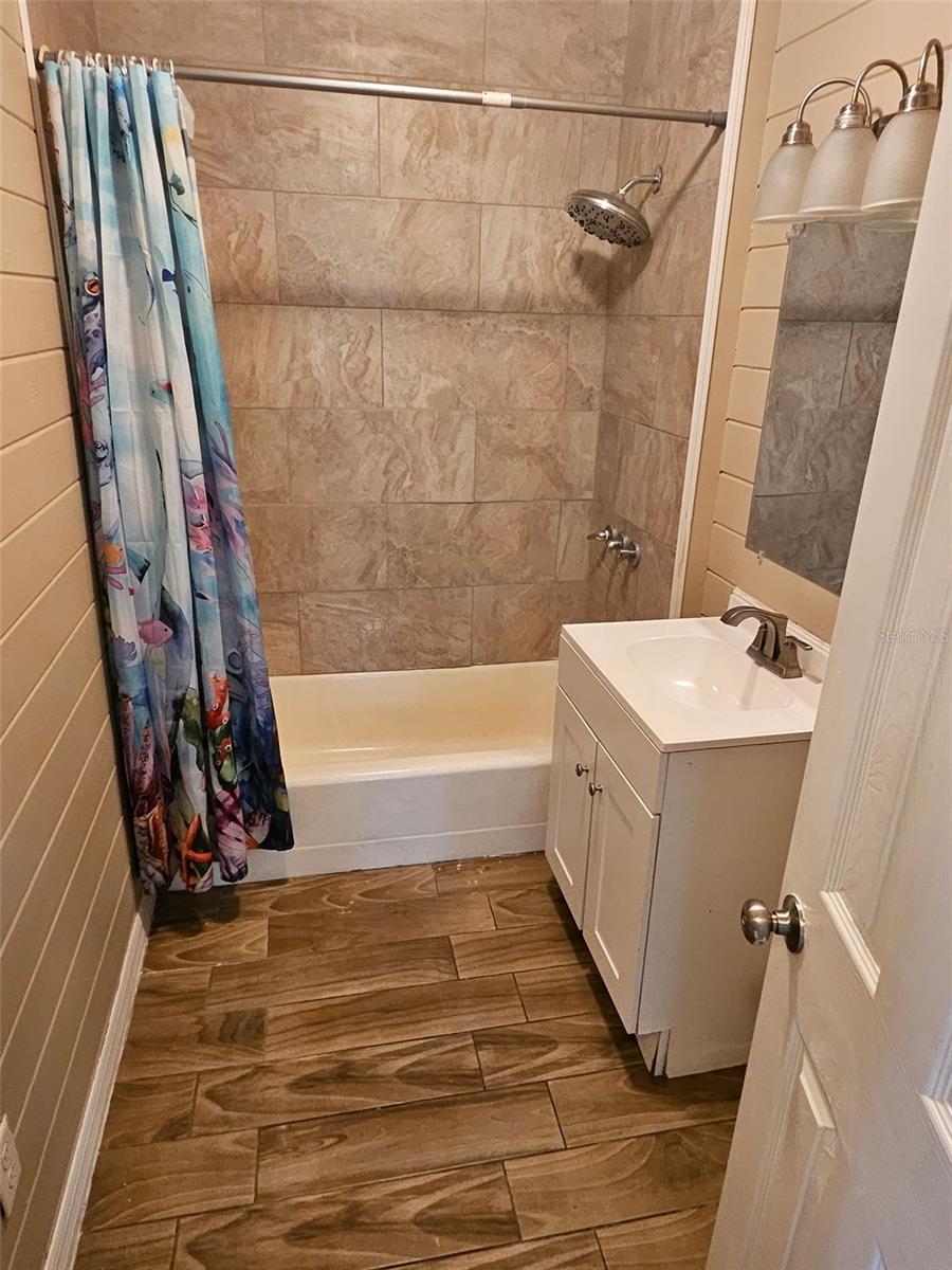Image 9 of 16 For 3521 Avenue R Nw