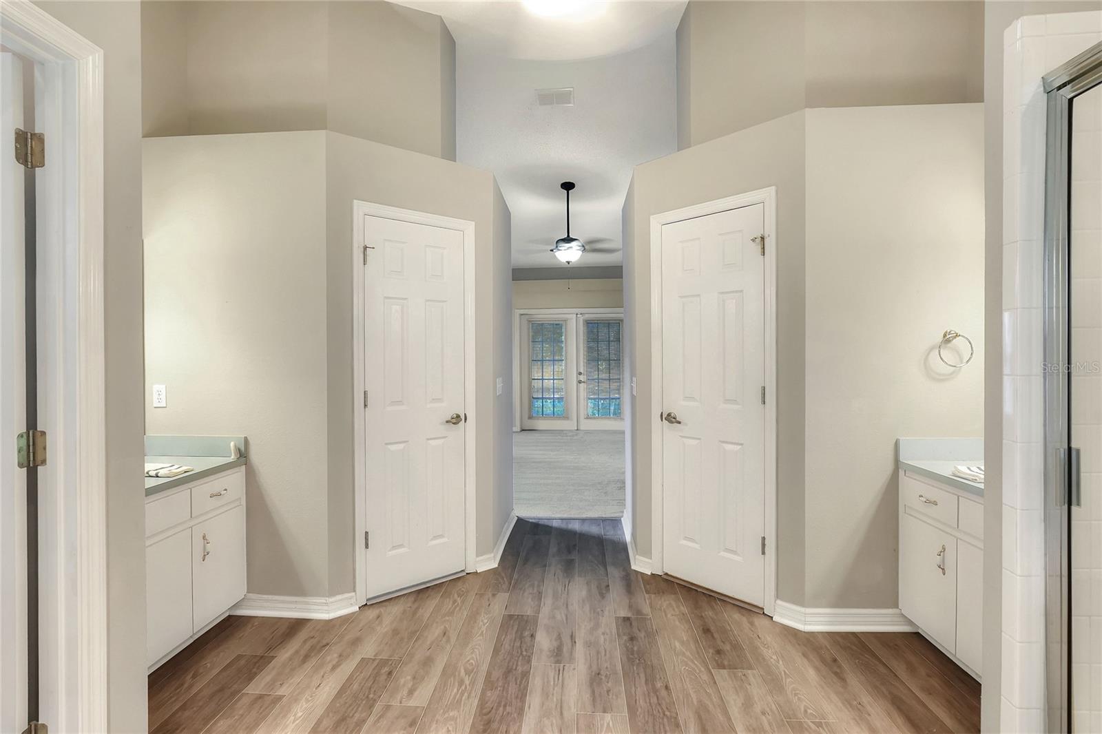 Image 21 of 51 For 6716 Forestwood Drive W