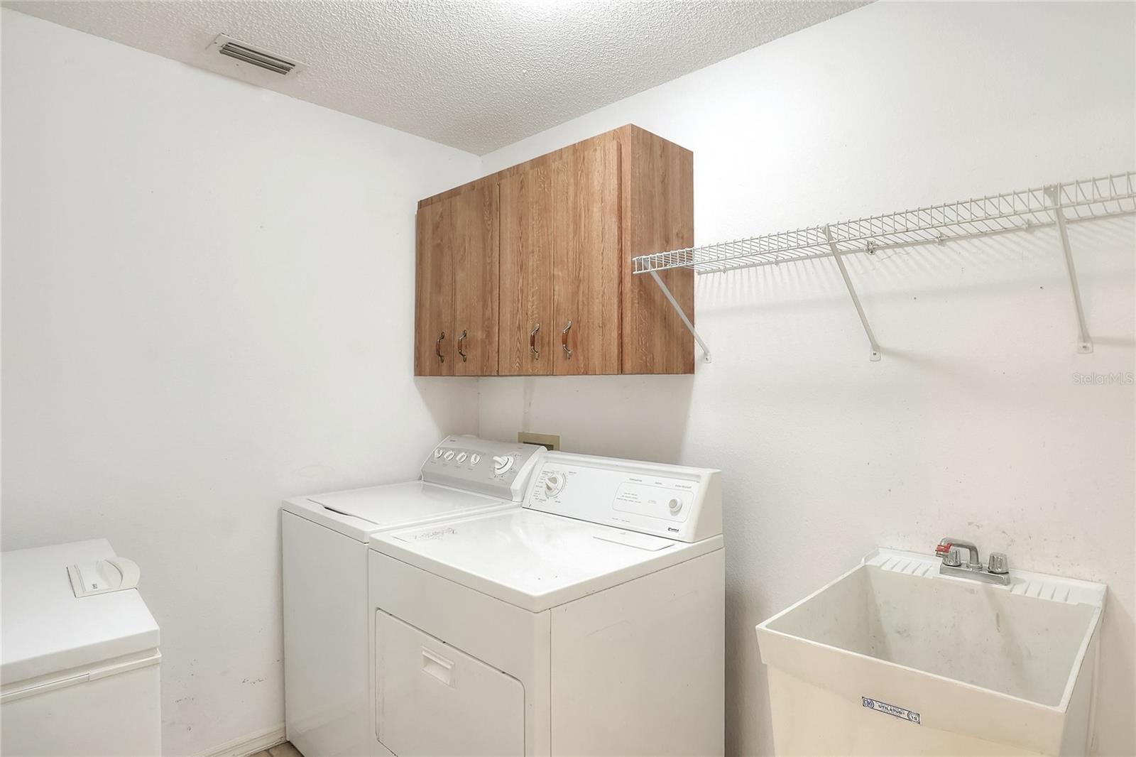 Image 30 of 51 For 6716 Forestwood Drive W
