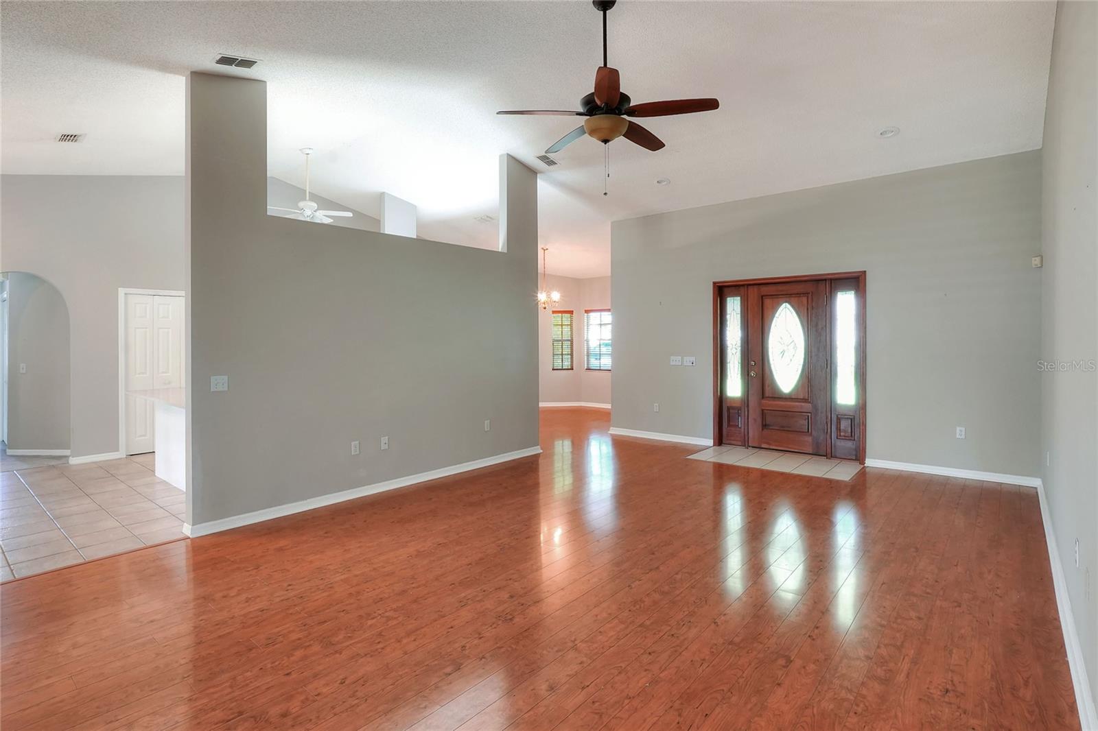 Image 8 of 51 For 6716 Forestwood Drive W
