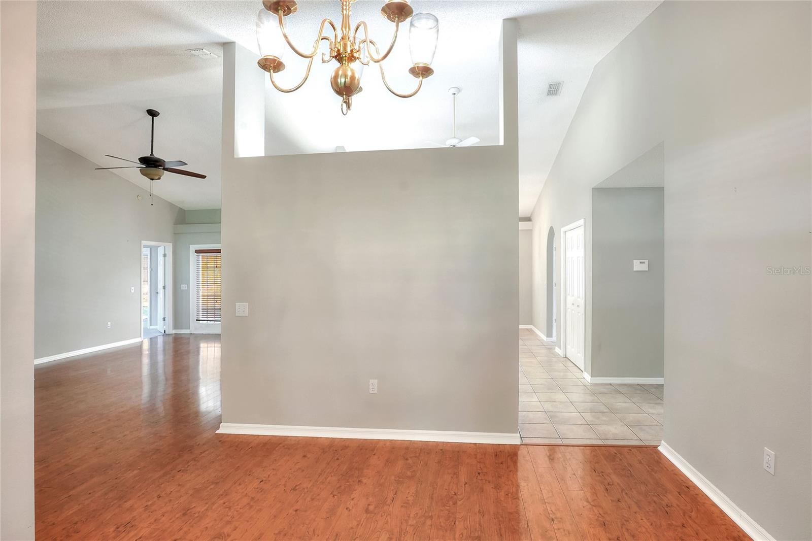 Image 9 of 51 For 6716 Forestwood Drive W