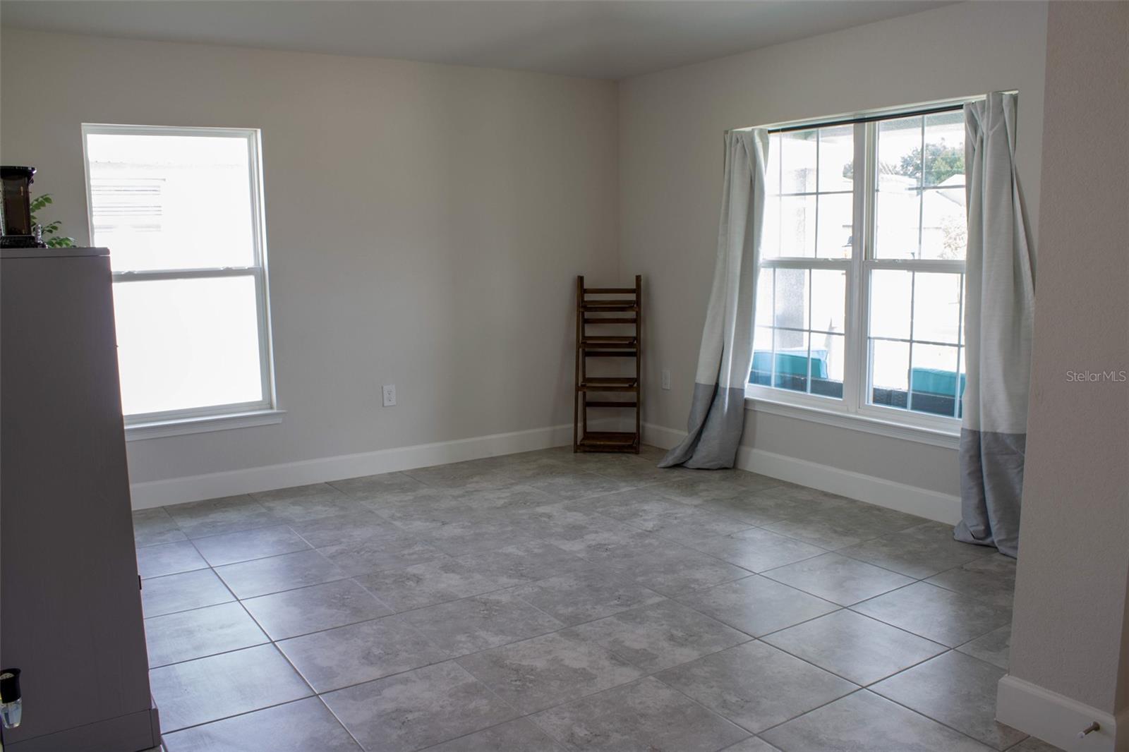 Image 10 of 37 For 4019 Tullamore Lane