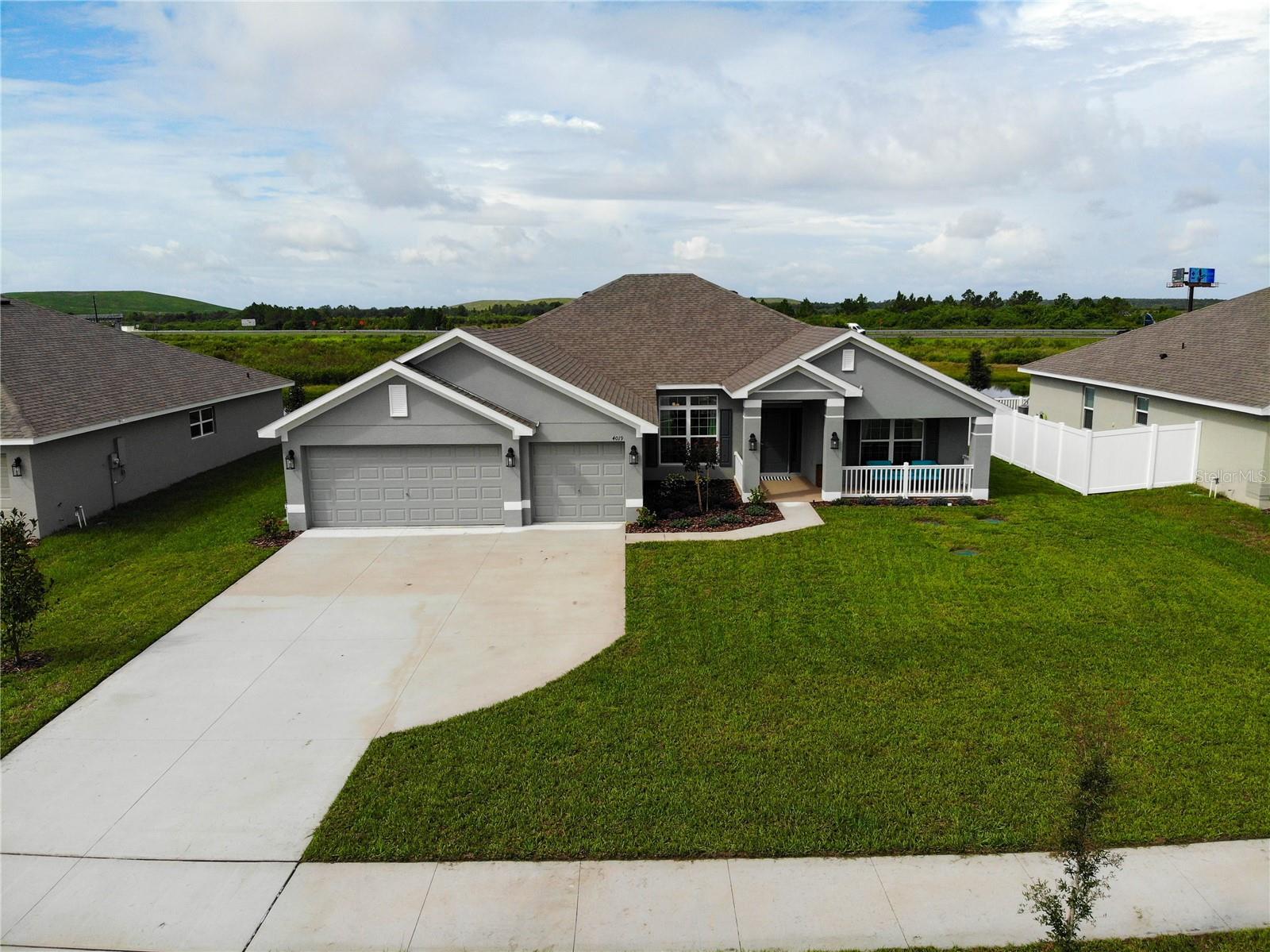 Image 7 of 37 For 4019 Tullamore Lane