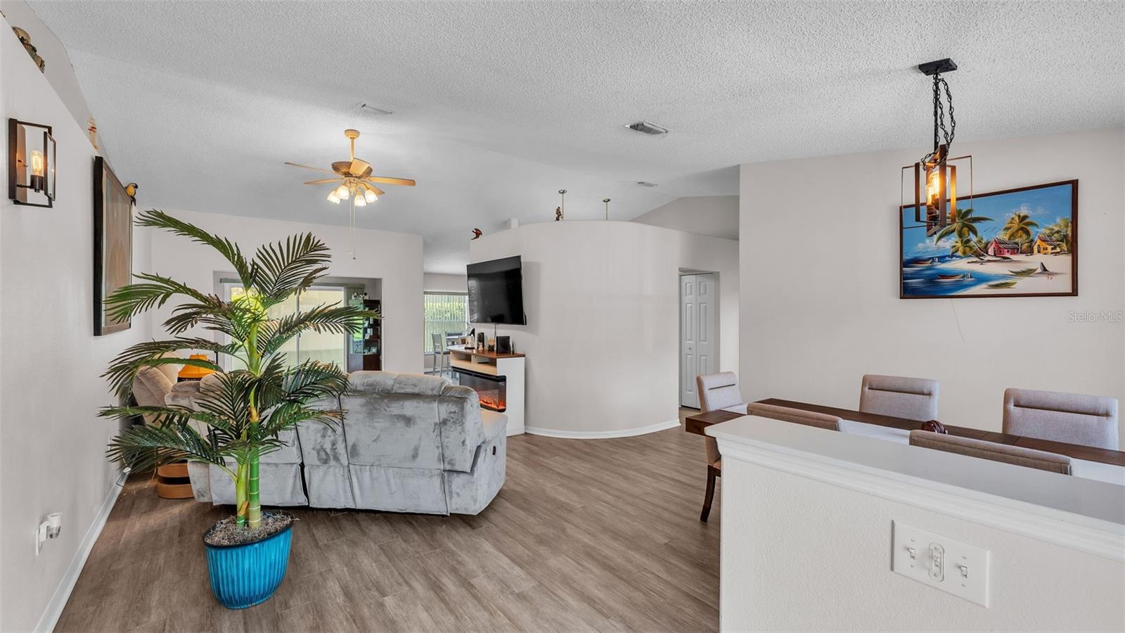 Image 44 of 88 For 6098 Magpie Drive