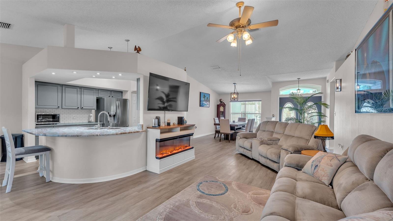 Image 52 of 88 For 6098 Magpie Drive