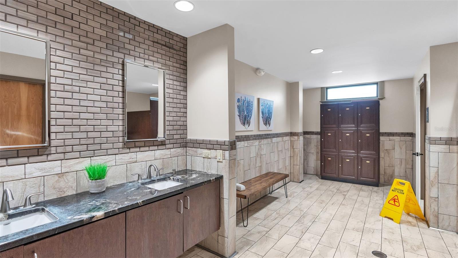 Image 75 of 88 For 6098 Magpie Drive