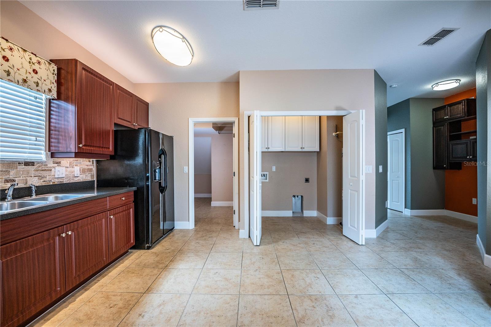 Image 22 of 66 For 253 Alexander Woods Drive