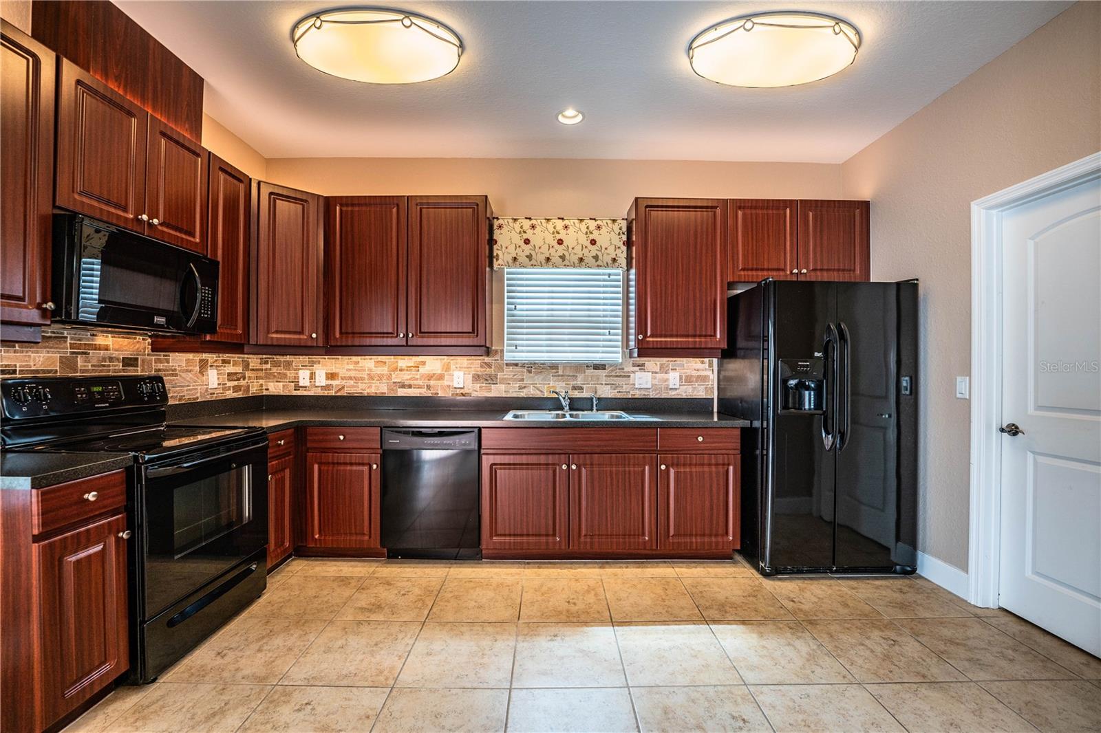 Image 26 of 66 For 253 Alexander Woods Drive