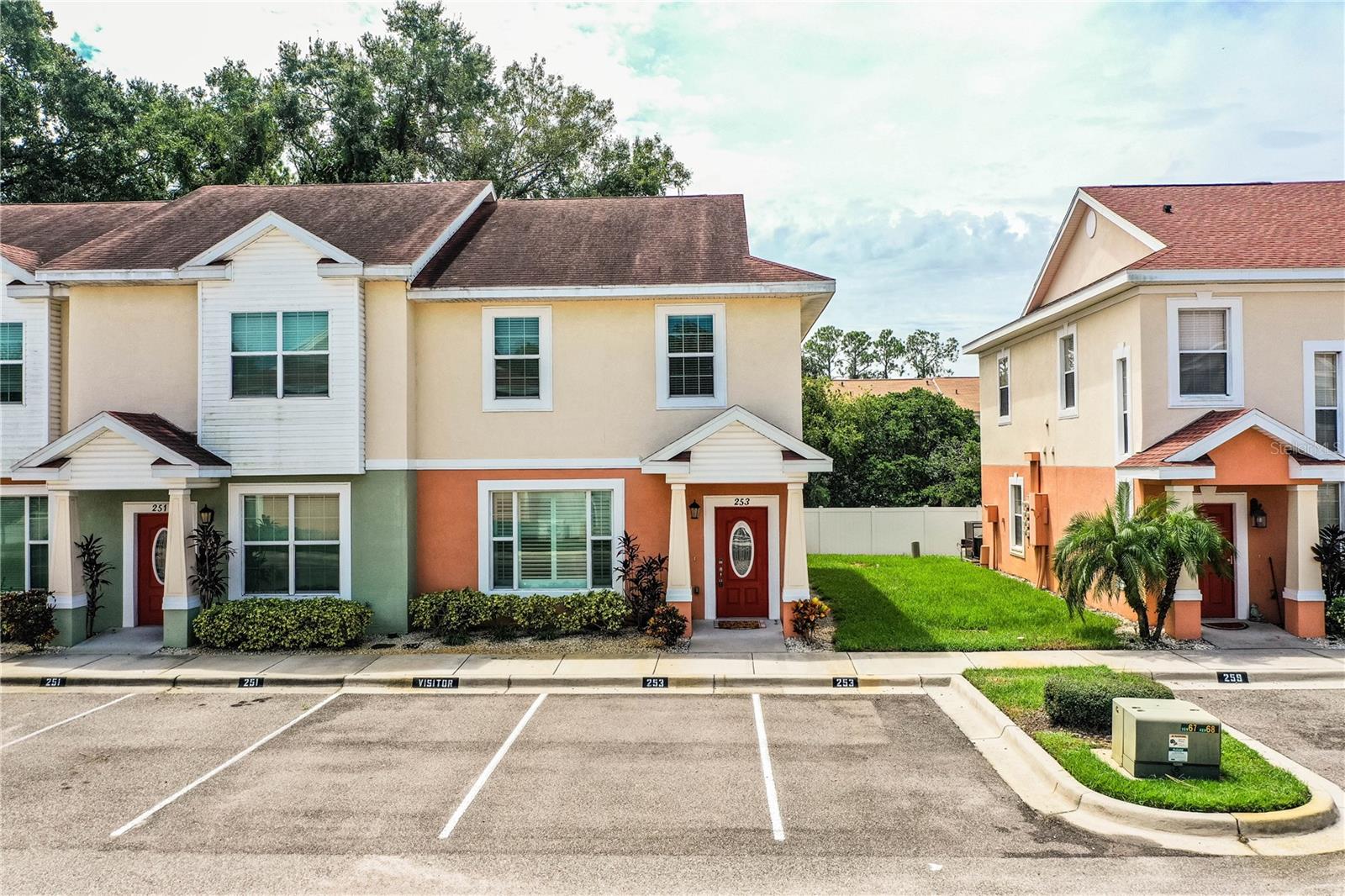 Listing photo id 71 for 253 Alexander Woods Drive