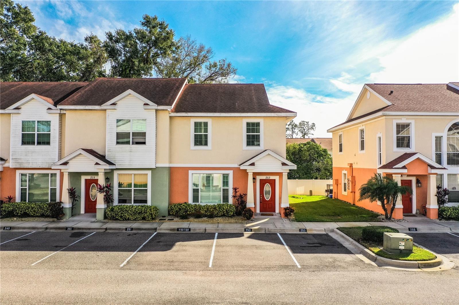 Listing photo id 81 for 253 Alexander Woods Drive