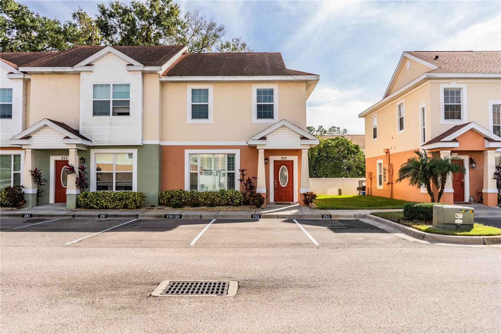 Listing photo id 85 for 253 Alexander Woods Drive