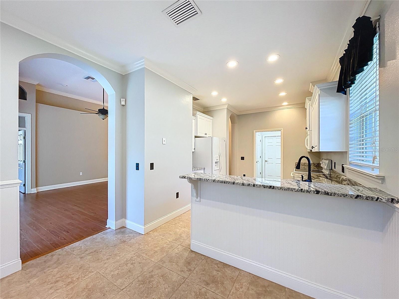 Image 38 of 94 For 8107 Lake James Boulevard