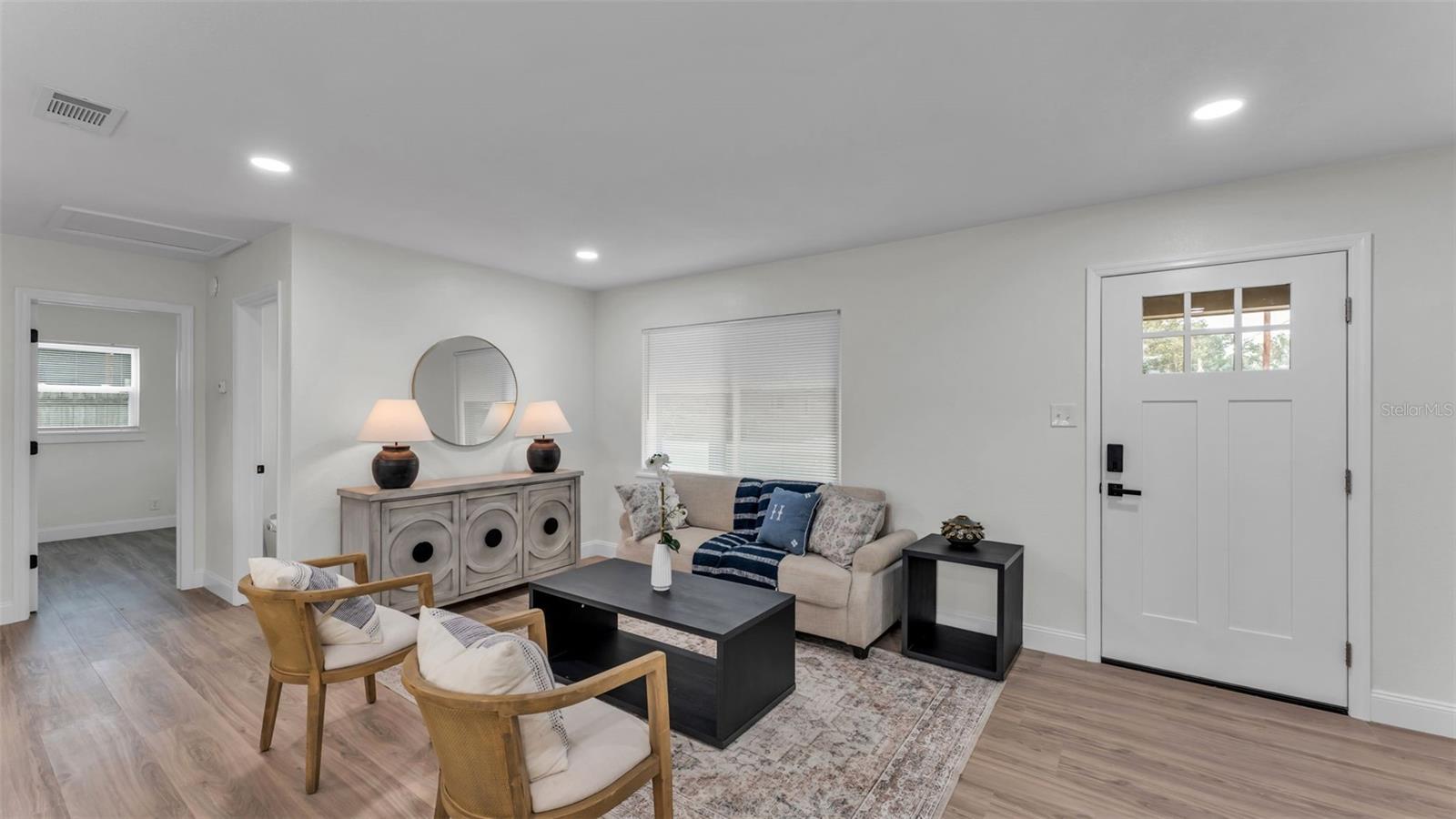 Image 15 of 44 For 525 Ralph Street