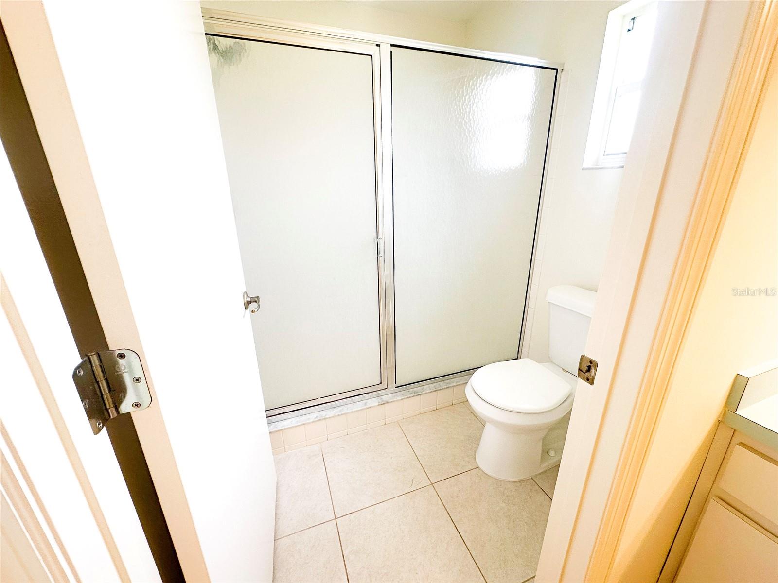 Image 10 of 14 For 5721 Manchester Drive W