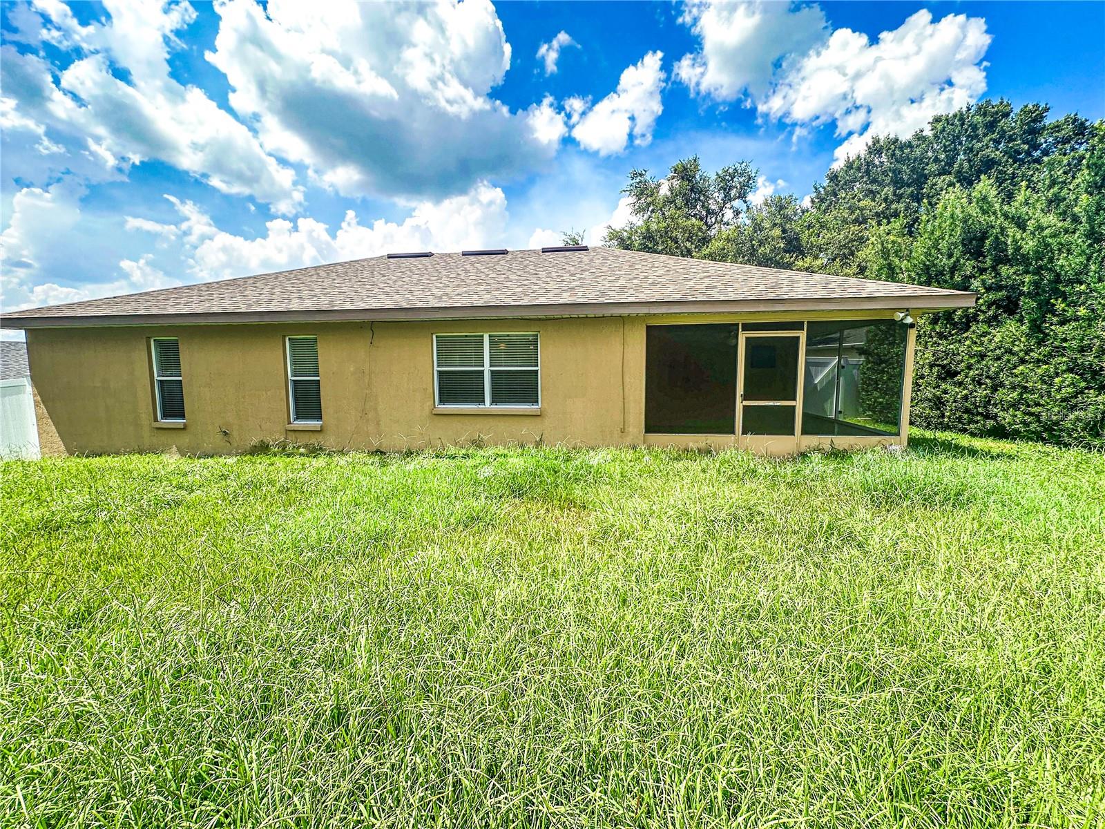 Image 13 of 14 For 5721 Manchester Drive W