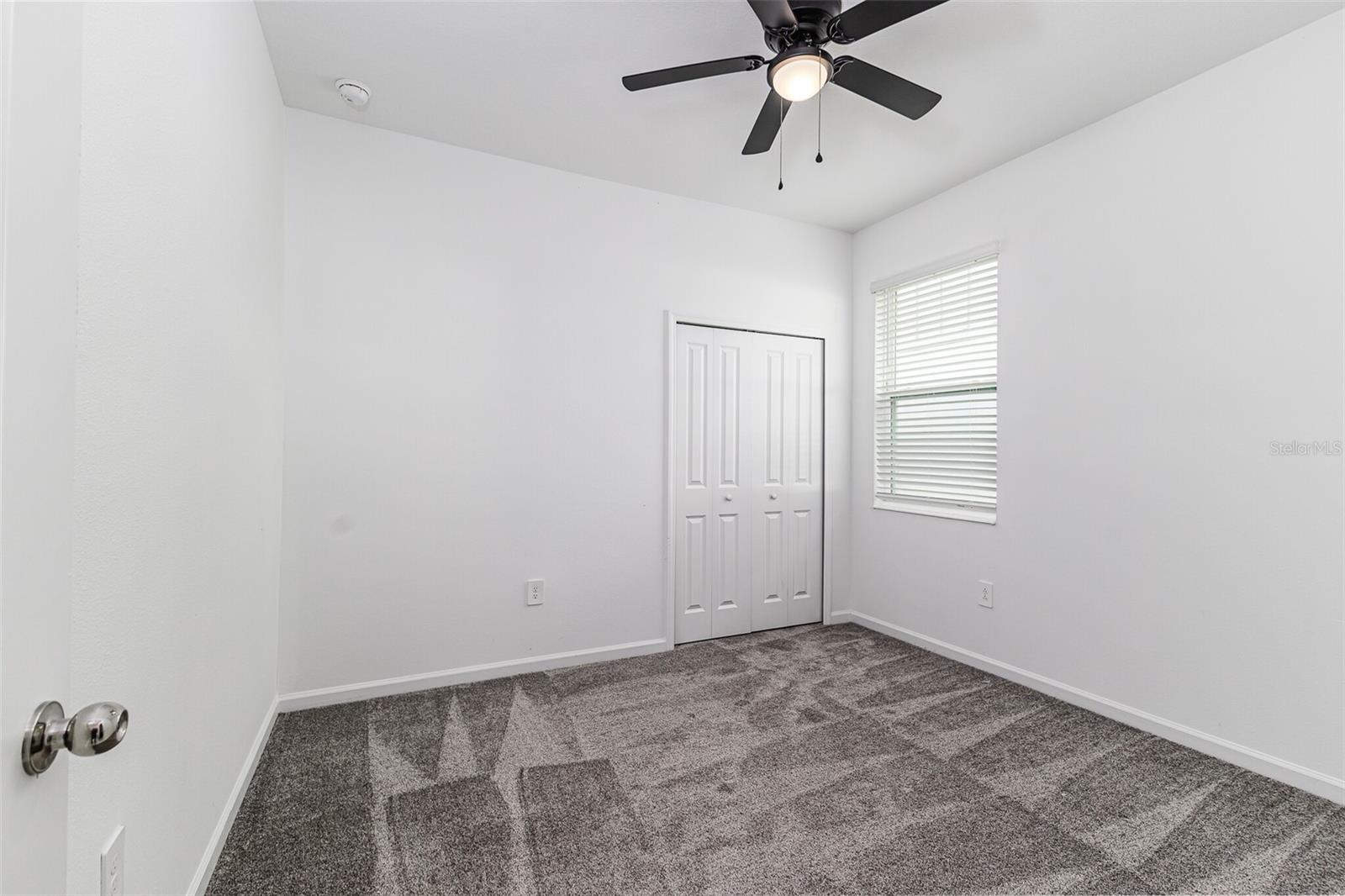 Image 17 of 37 For 1121 Deepwater Circle