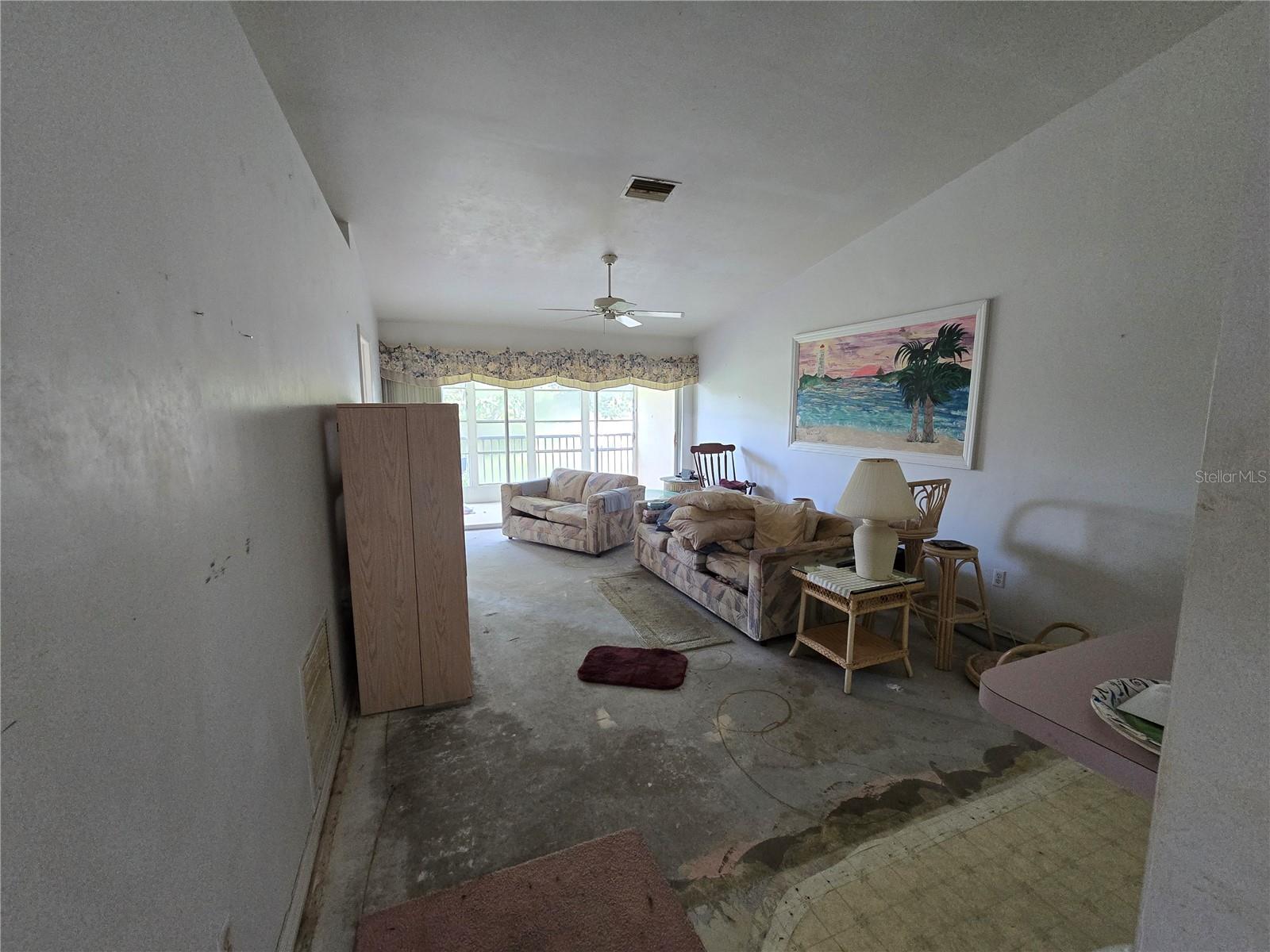 Image 5 of 21 For 12144 Egret Circle 105