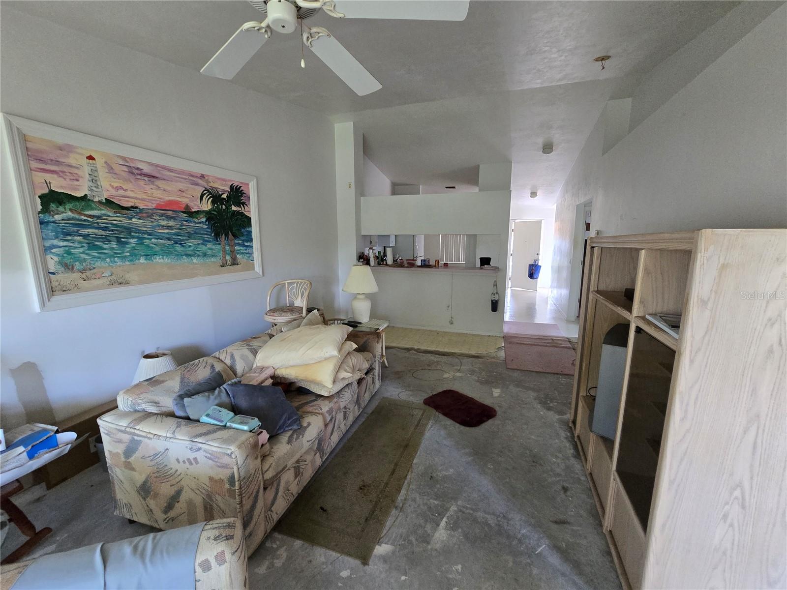 Image 6 of 21 For 12144 Egret Circle 105