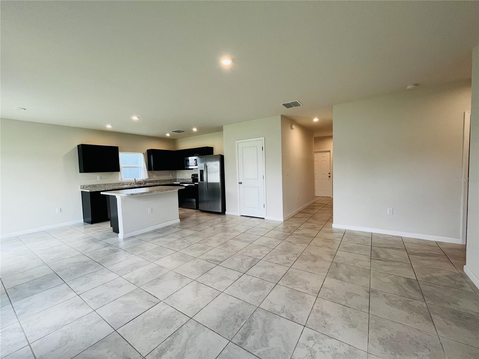 Image 2 of 22 For 1113 Eagle Claw Lane