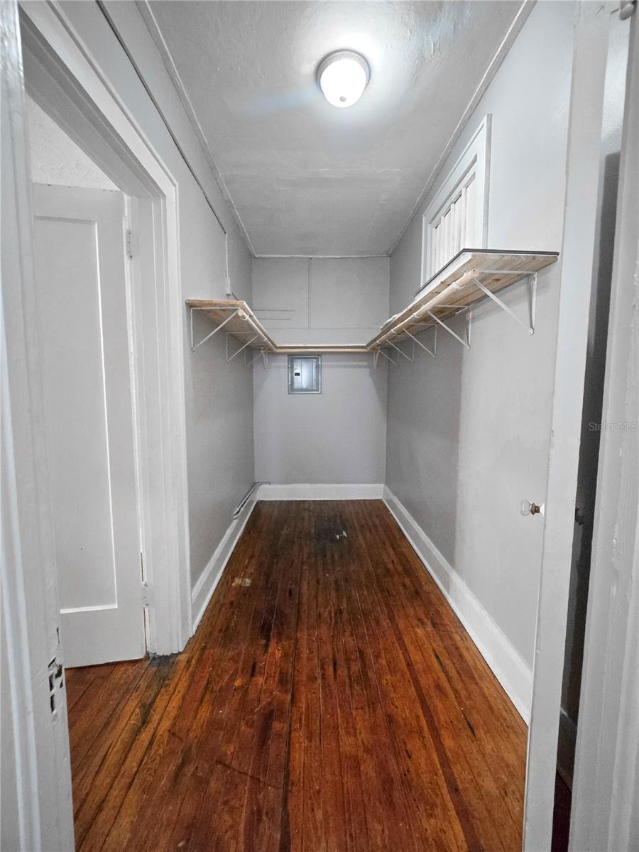 Image 13 of 16 For 730 Central Avenue