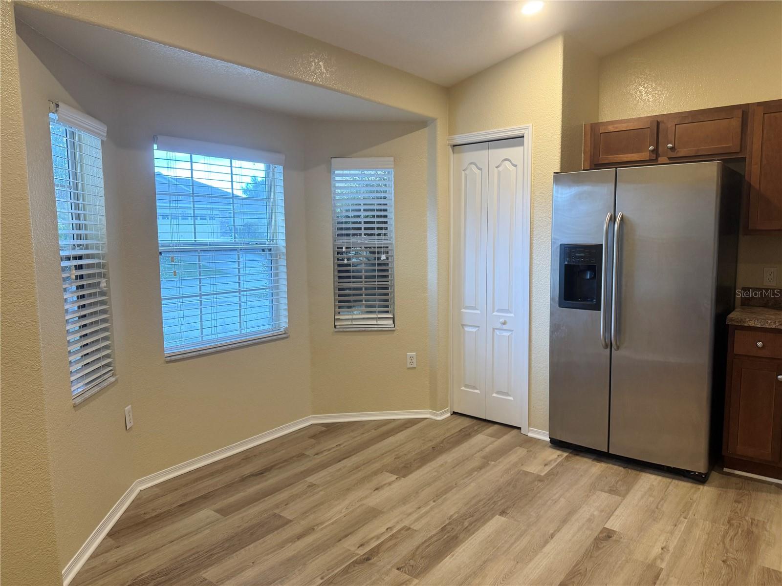 Image 5 of 27 For 1732 Torrey Pines Street