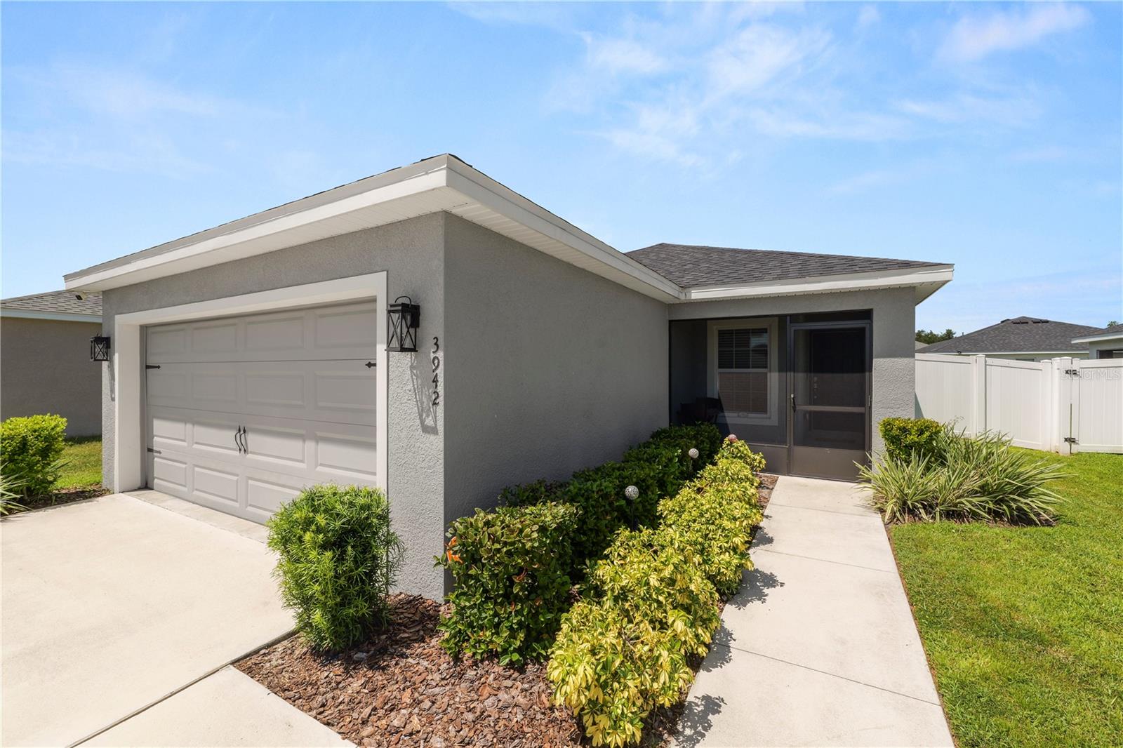 Image 3 of 44 For 3942 Willow Ridge Drive