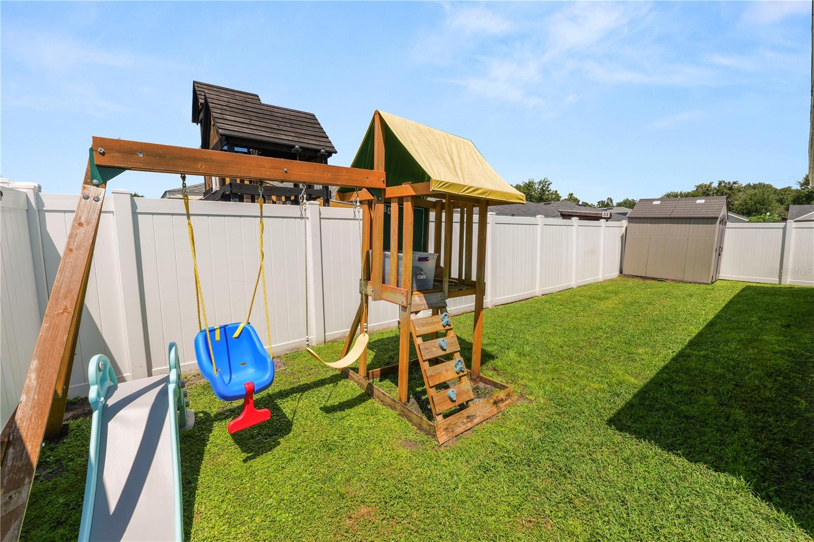 Image 33 of 44 For 3942 Willow Ridge Drive