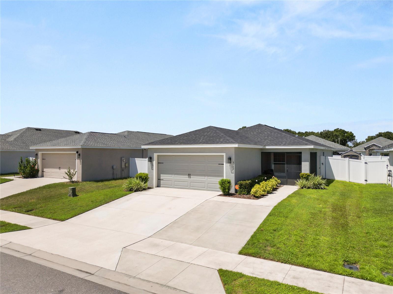 Image 34 of 44 For 3942 Willow Ridge Drive