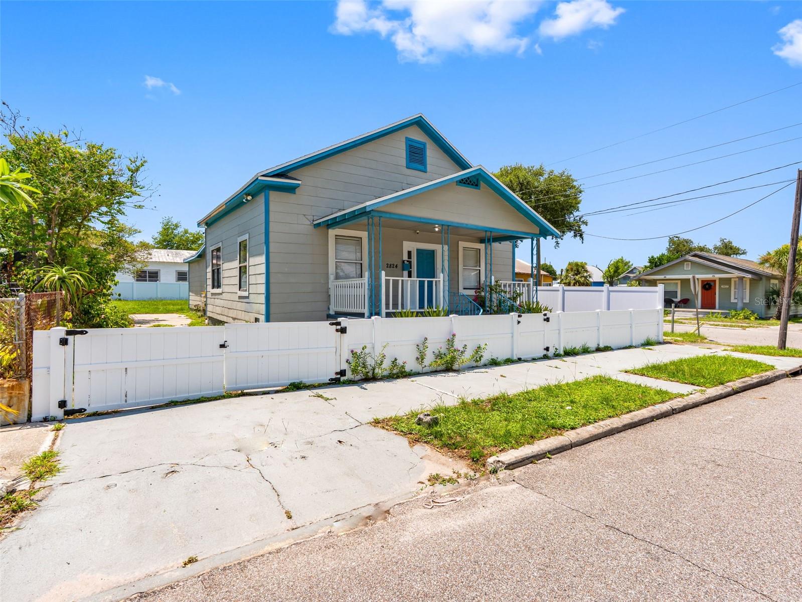 Image 3 of 30 For 2824 19th Street