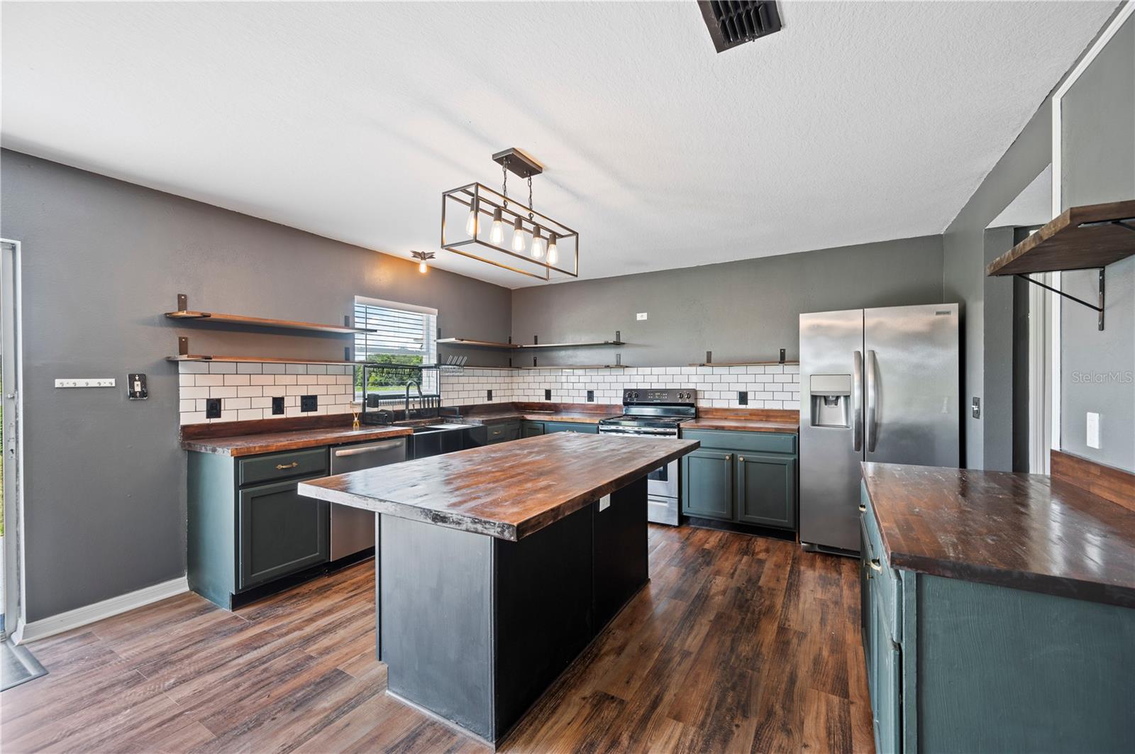 Image 10 of 60 For 5392 Chandler Drive