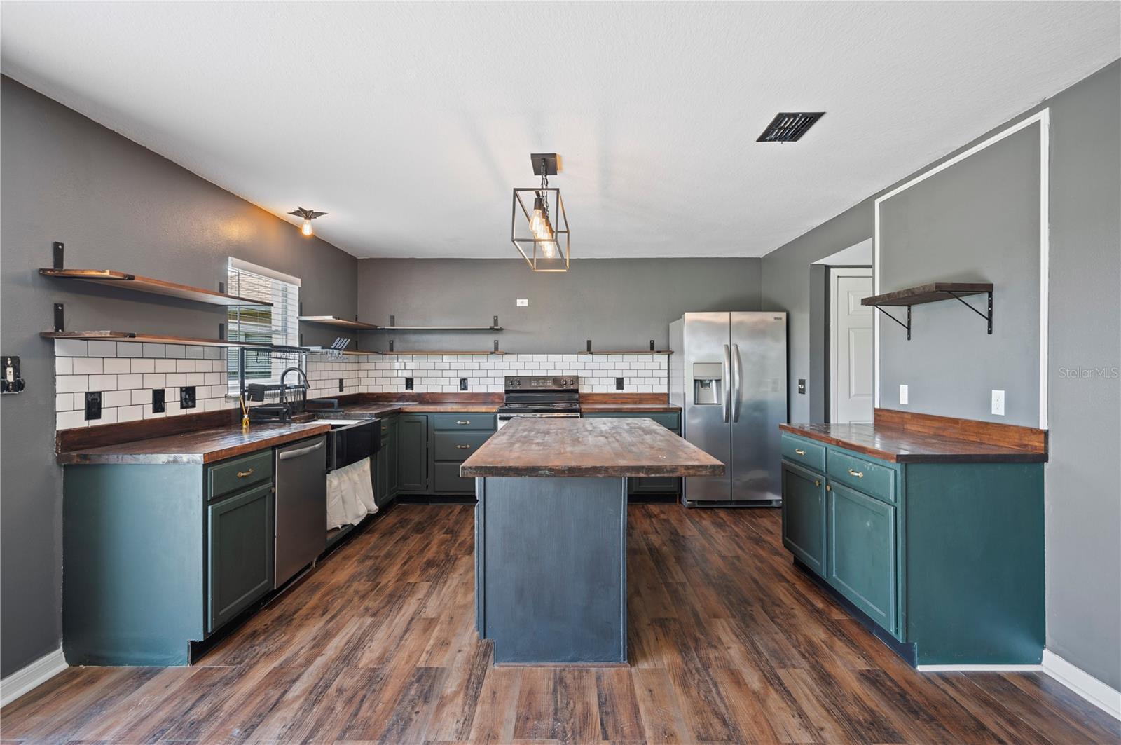 Image 11 of 60 For 5392 Chandler Drive