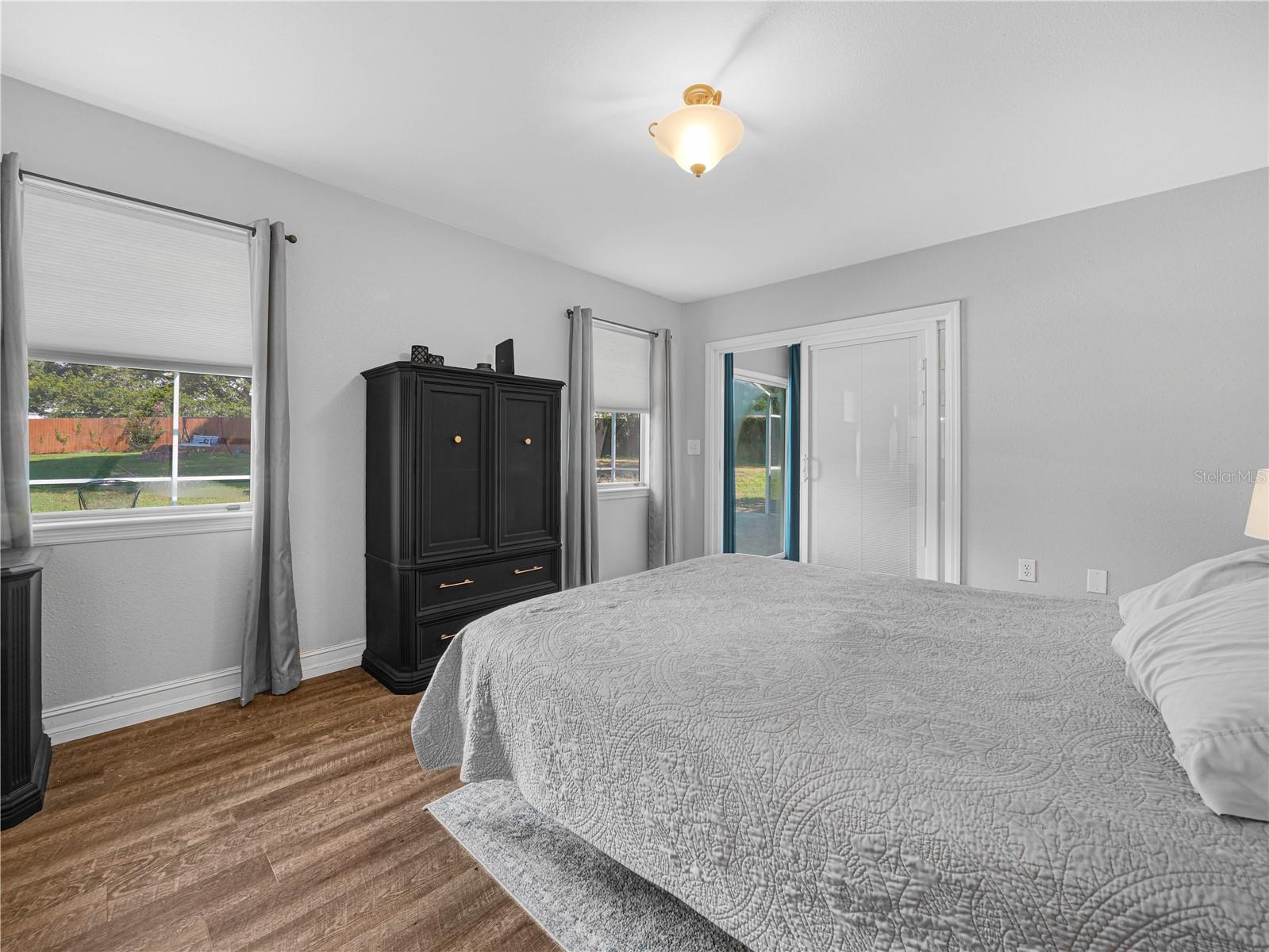 Image 13 of 29 For 5891 Crest Lane