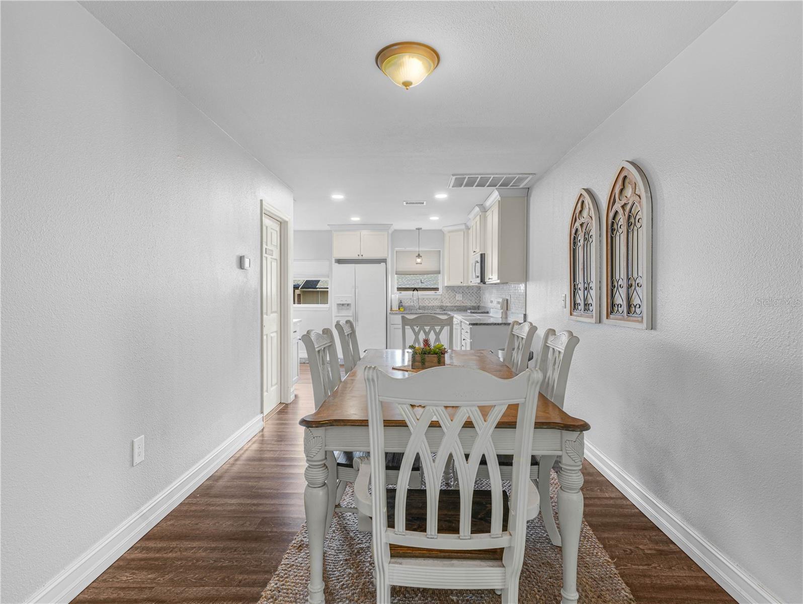 Image 5 of 29 For 5891 Crest Lane