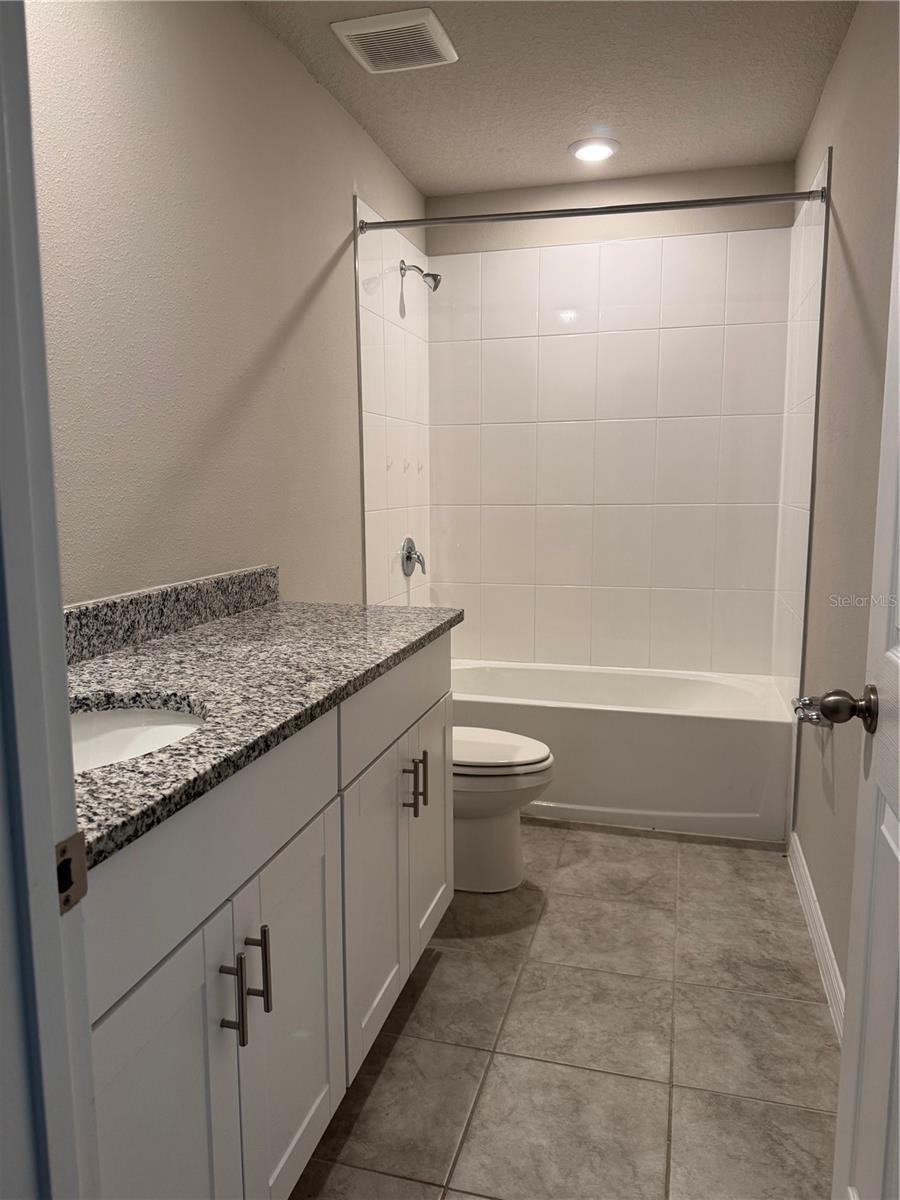 Image 5 of 27 For 452 Patricia Alford Drive
