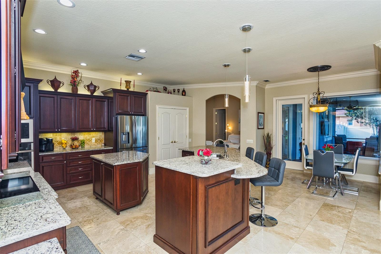 Image 20 of 70 For 894 Ashton Oaks Circle