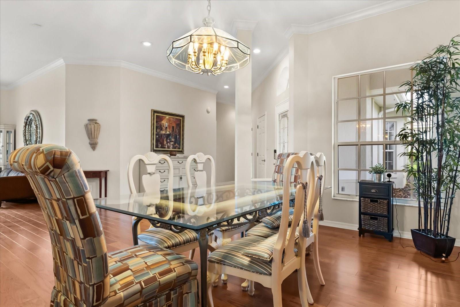 Image 11 of 34 For 7103 Montreal Drive