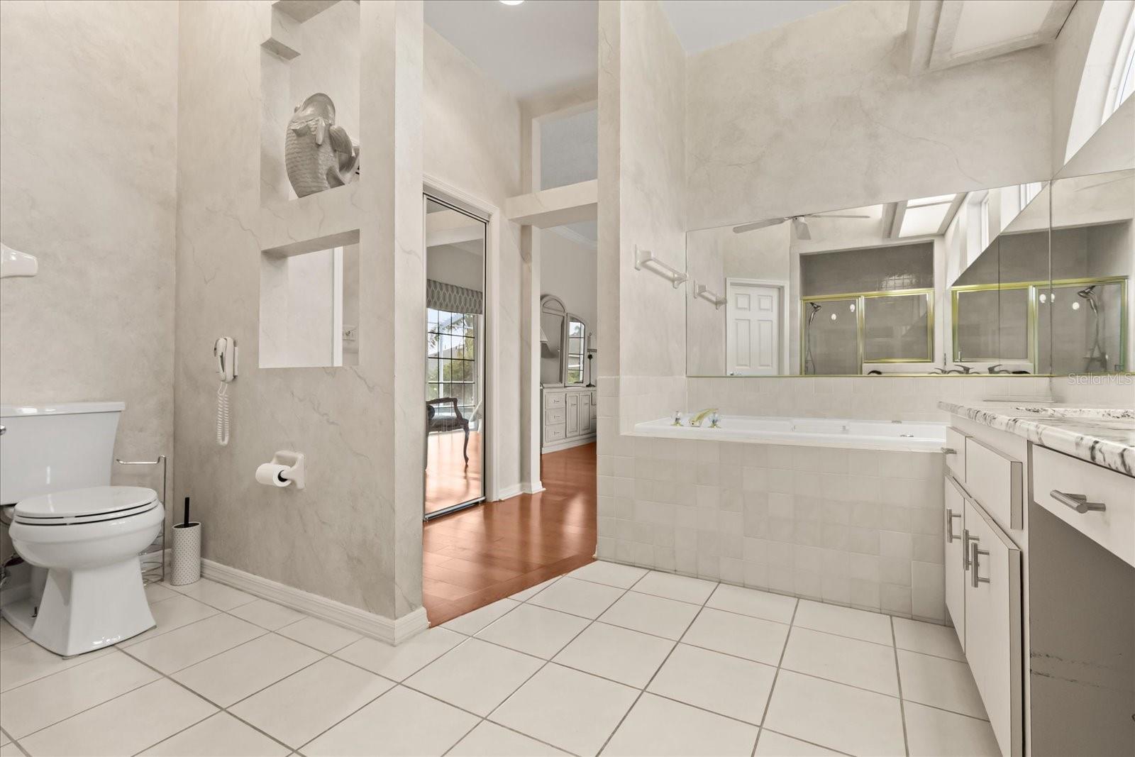 Image 17 of 34 For 7103 Montreal Drive