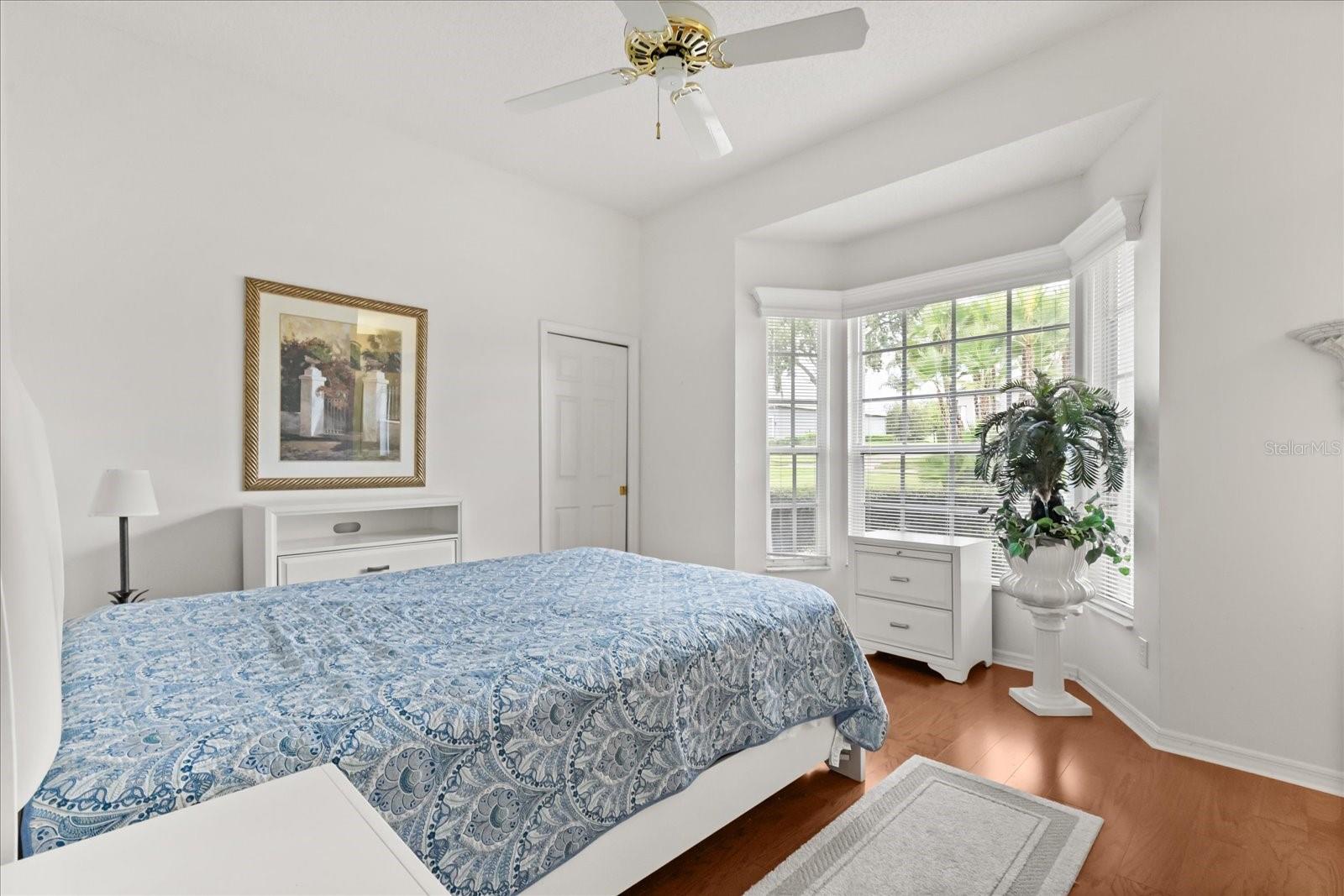 Image 19 of 34 For 7103 Montreal Drive