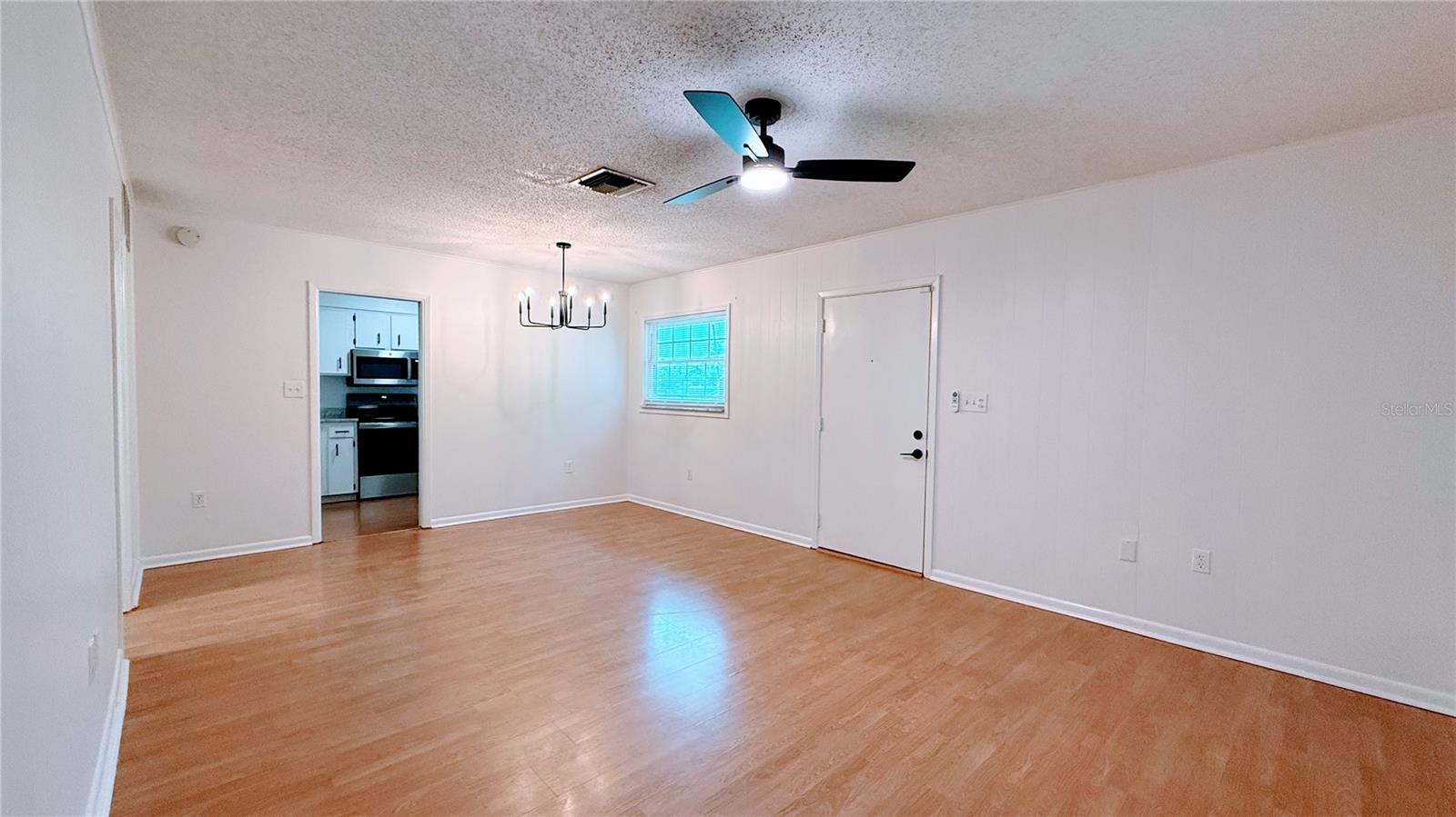 Image 3 of 16 For 3427 Polk Avenue